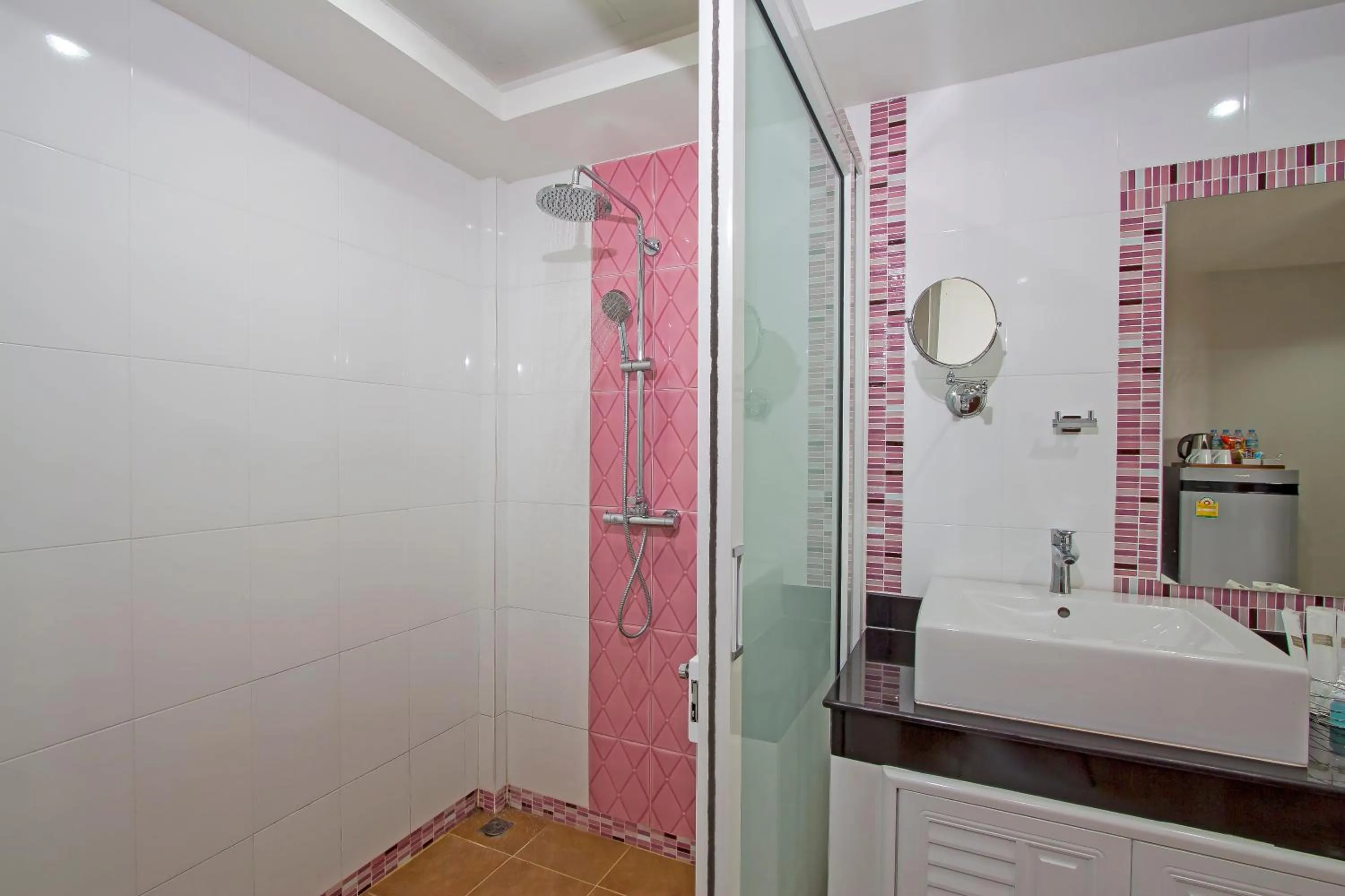 Bathroom in Maikhao Home Garden Bungalow