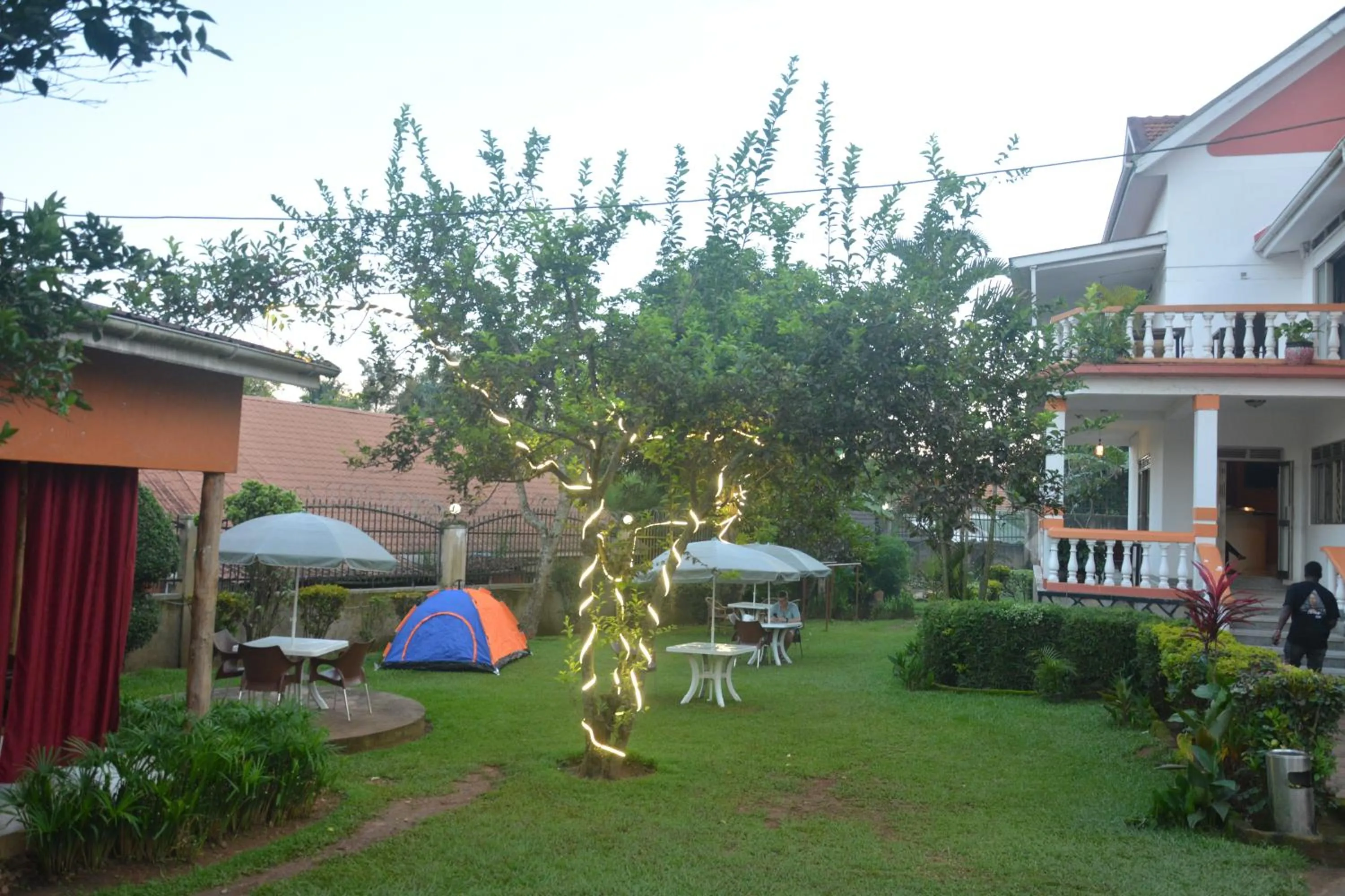 Property building in Lakeshore Bed and Breakfast