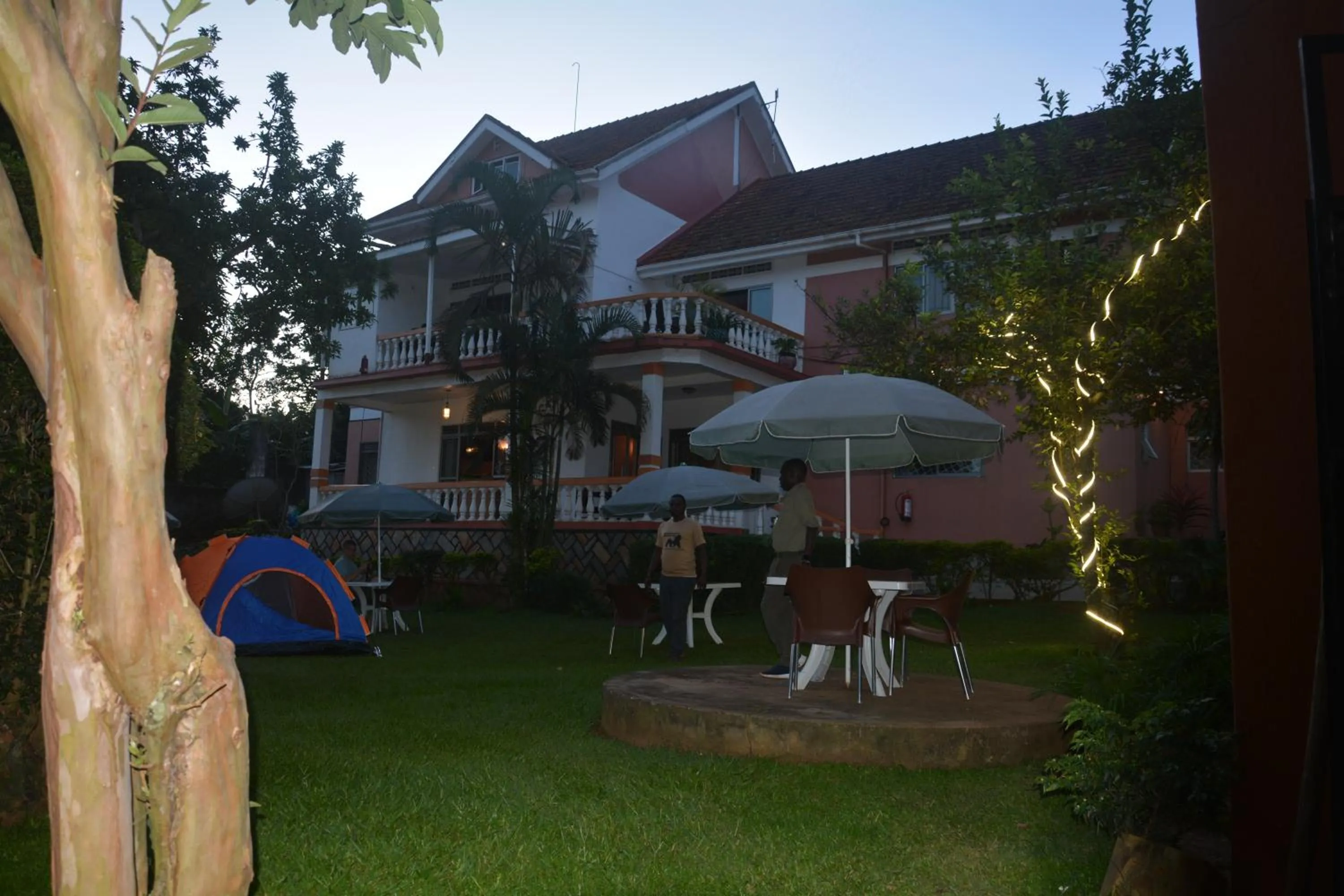 Property building in Lakeshore Bed and Breakfast