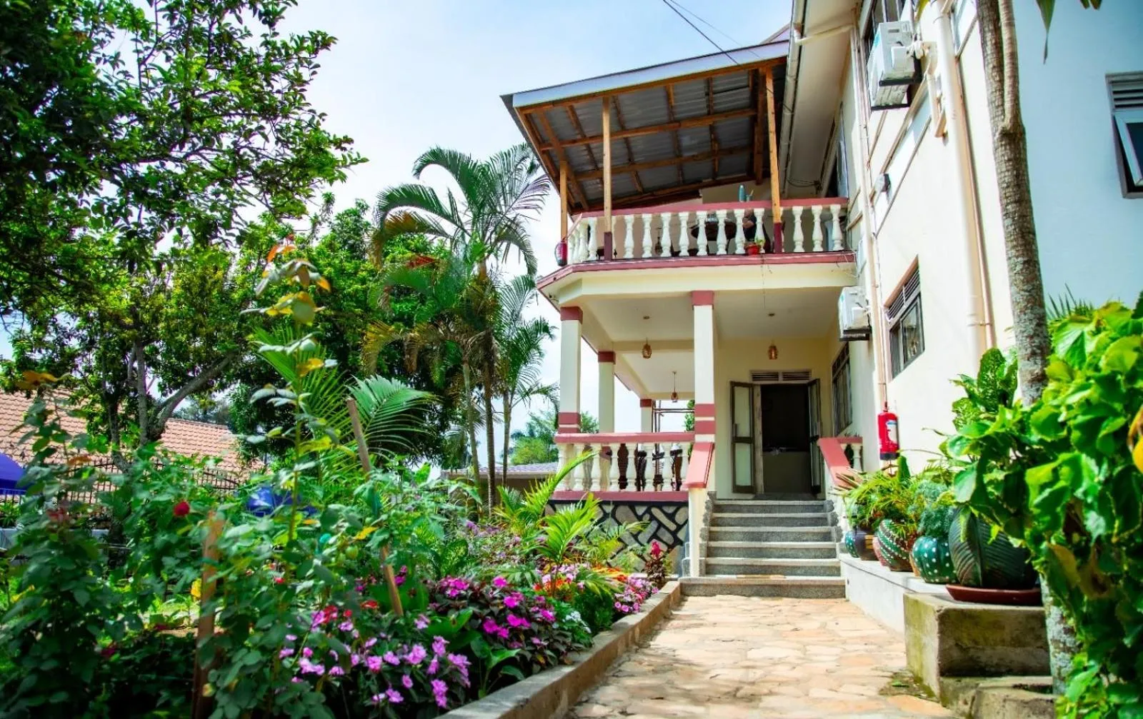 Lakeshore Bed and Breakfast