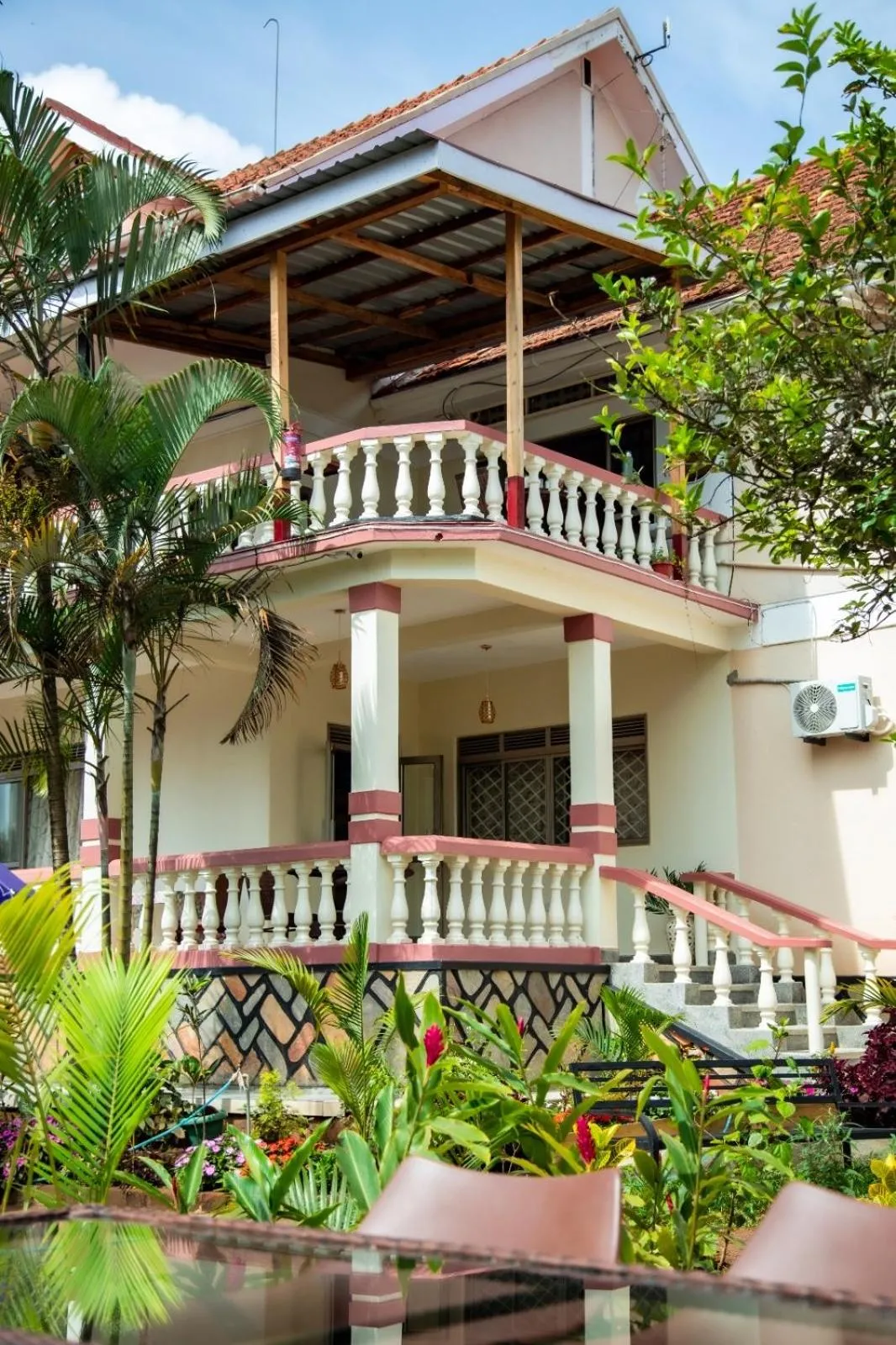 Lakeshore Bed and Breakfast