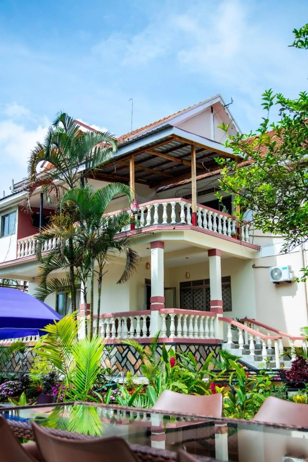 Lakeshore Bed and Breakfast