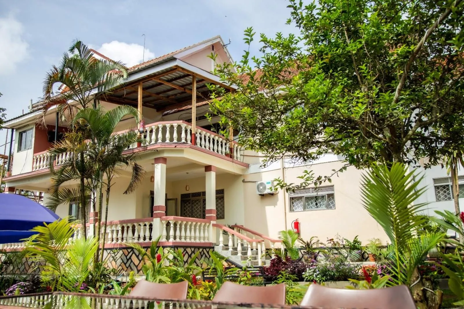 Lakeshore Bed and Breakfast