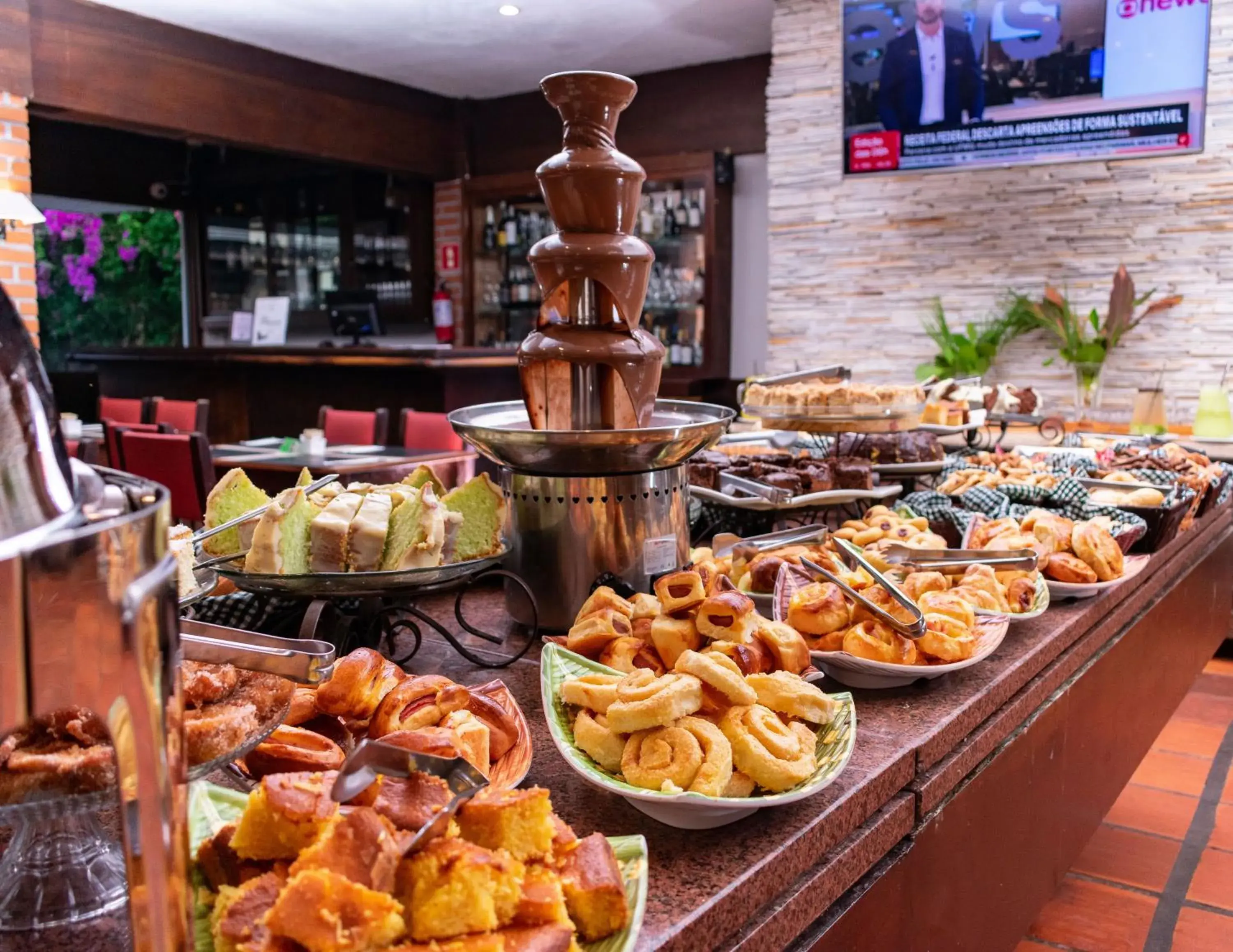 Breakfast in Hotel Colonial Iguaçu Breakfast in Hotel Colonial Iguaçu