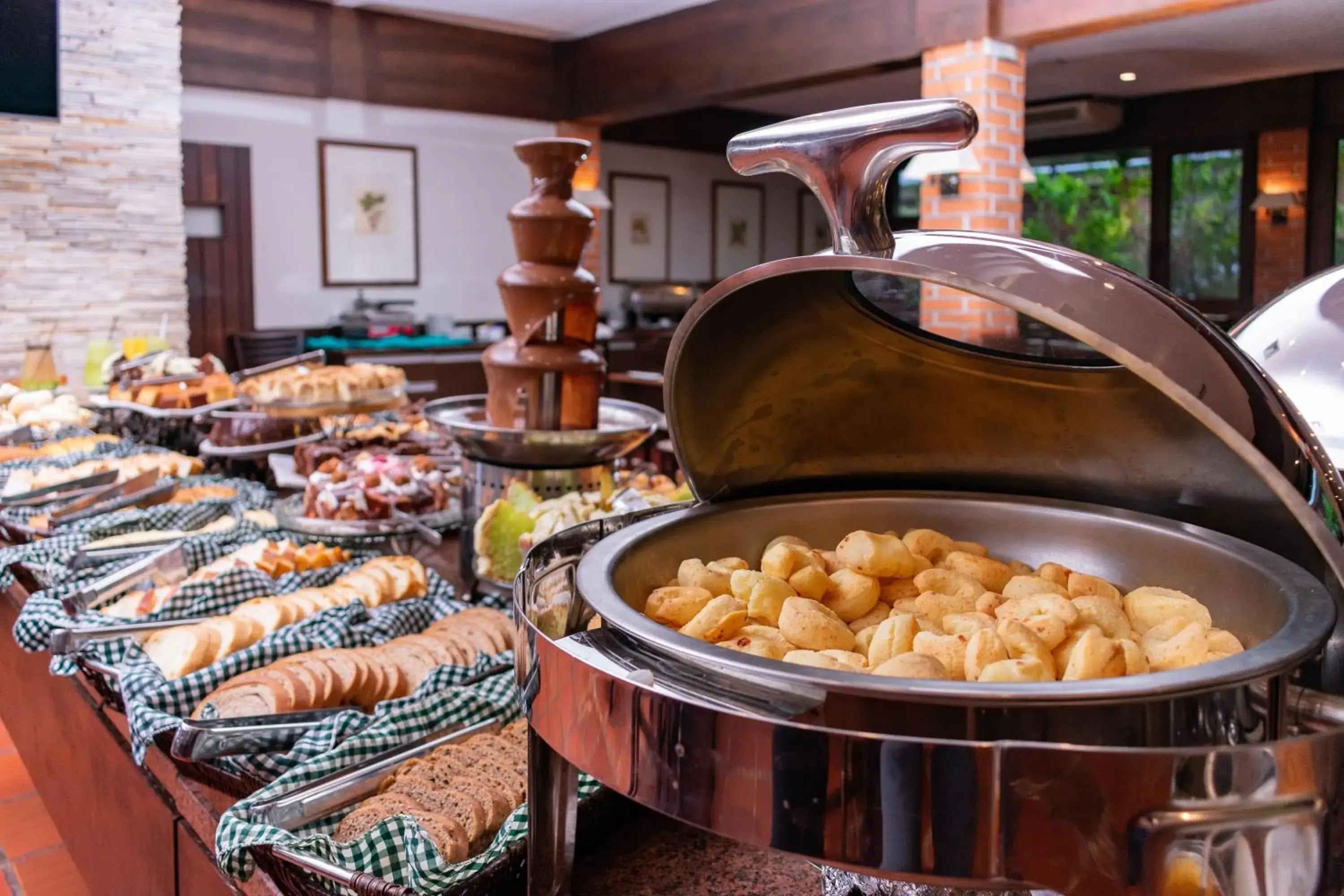 Breakfast in Hotel Colonial Iguaçu Breakfast in Hotel Colonial Iguaçu