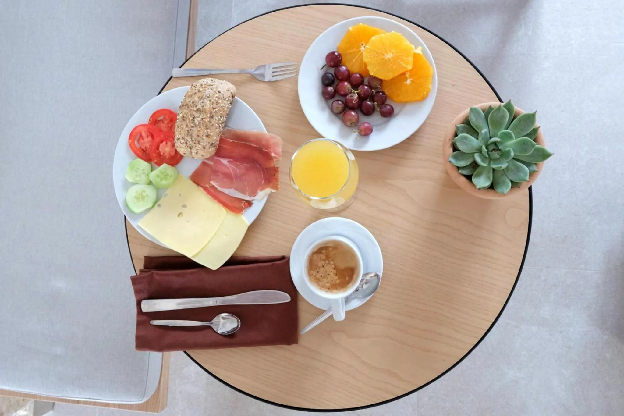 Breakfast in Ca Sa Pagesa - Adults only