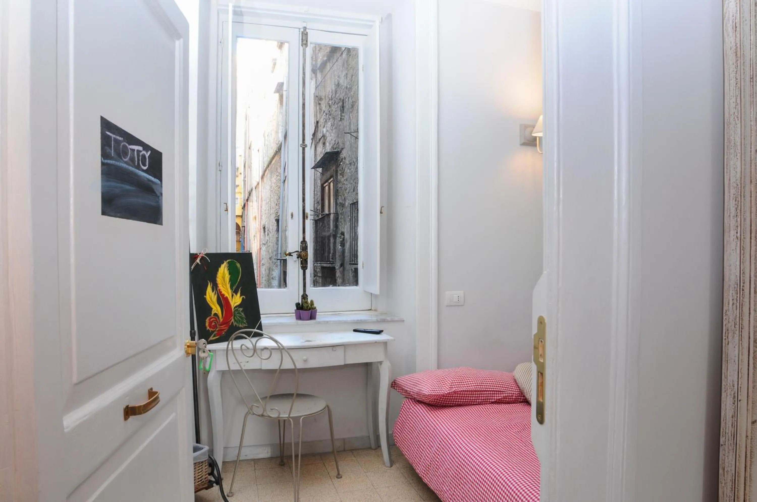 Photo of the whole room in Napul'art