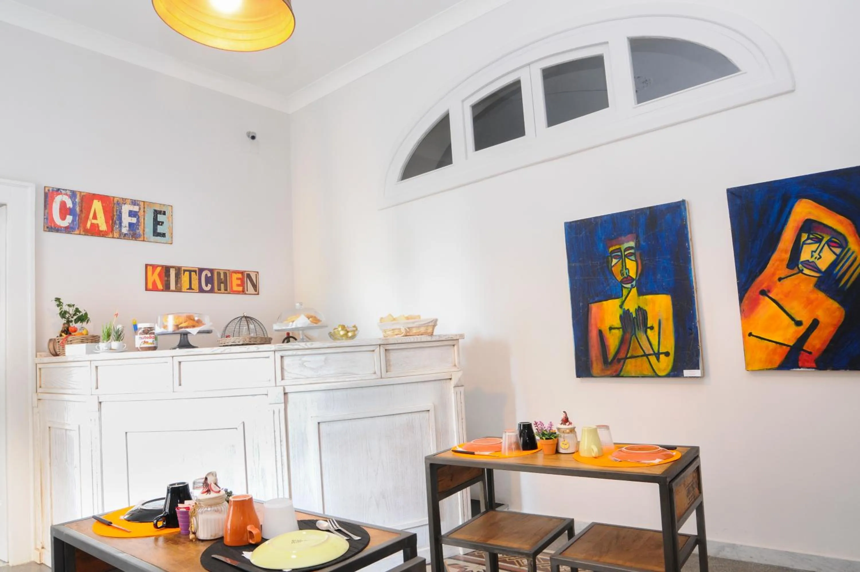 Coffee/tea facilities in Napul'art