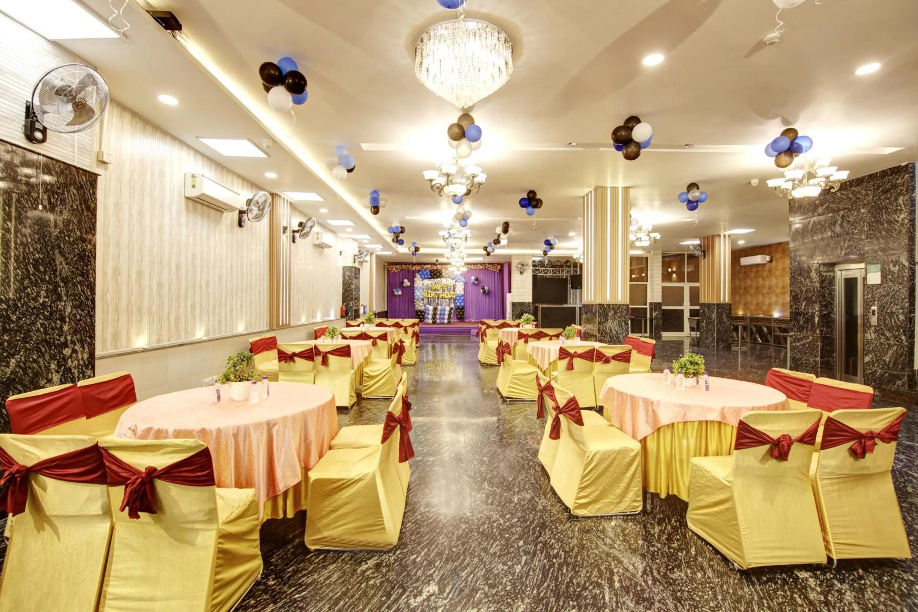 Banquet/Function facilities in Hotel Grand Manor