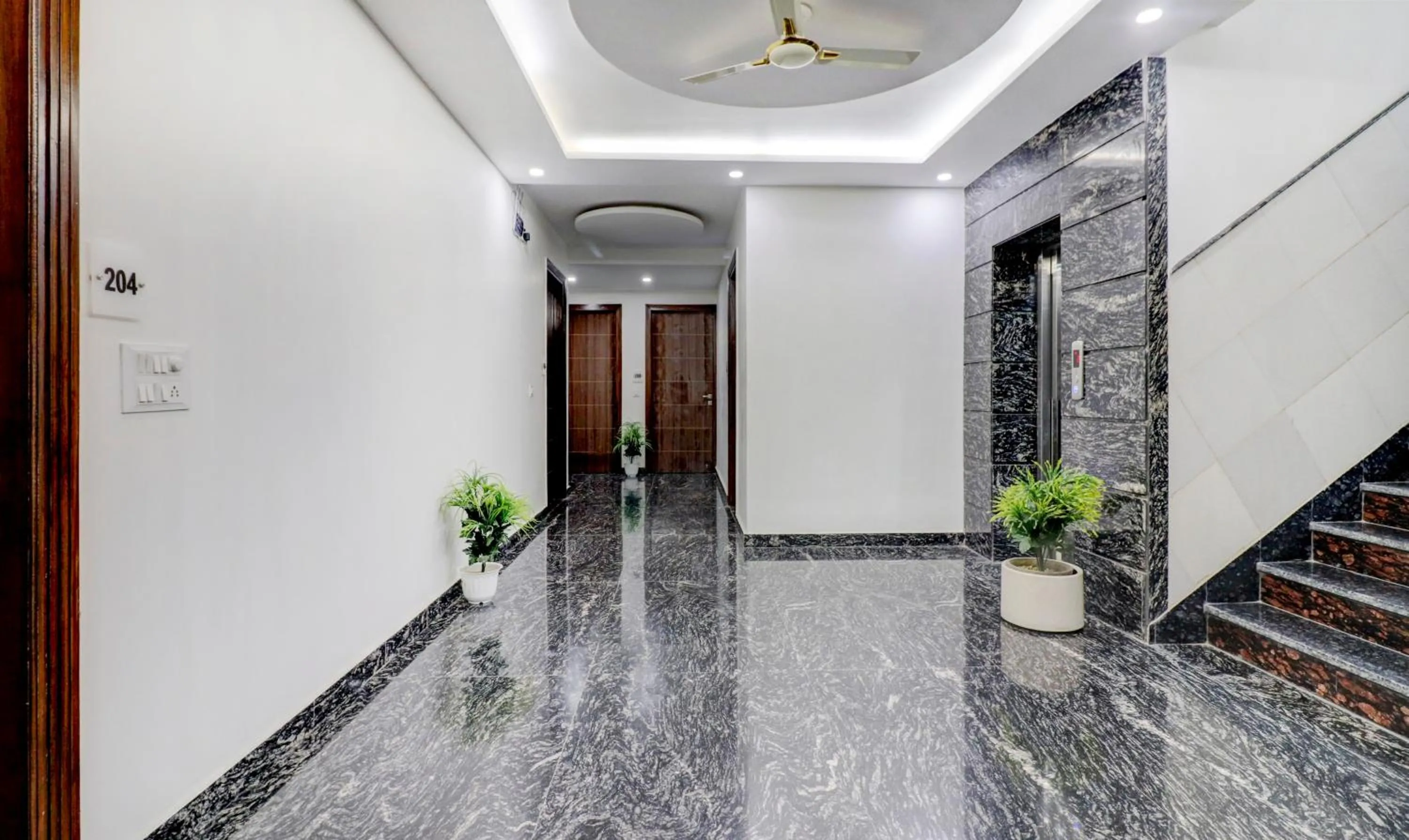 elevator in Hotel Grand Manor