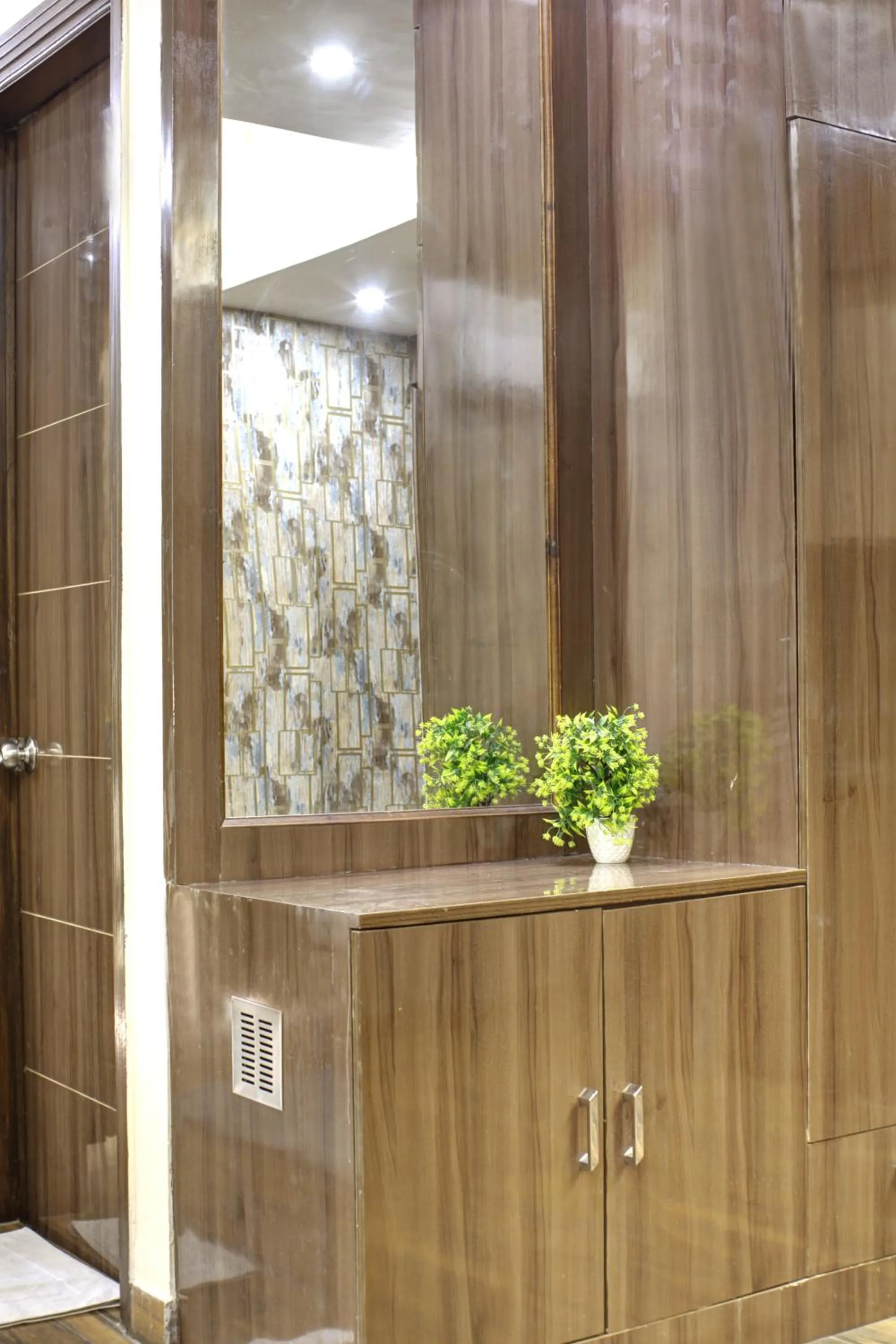 wardrobe in Hotel Grand Manor