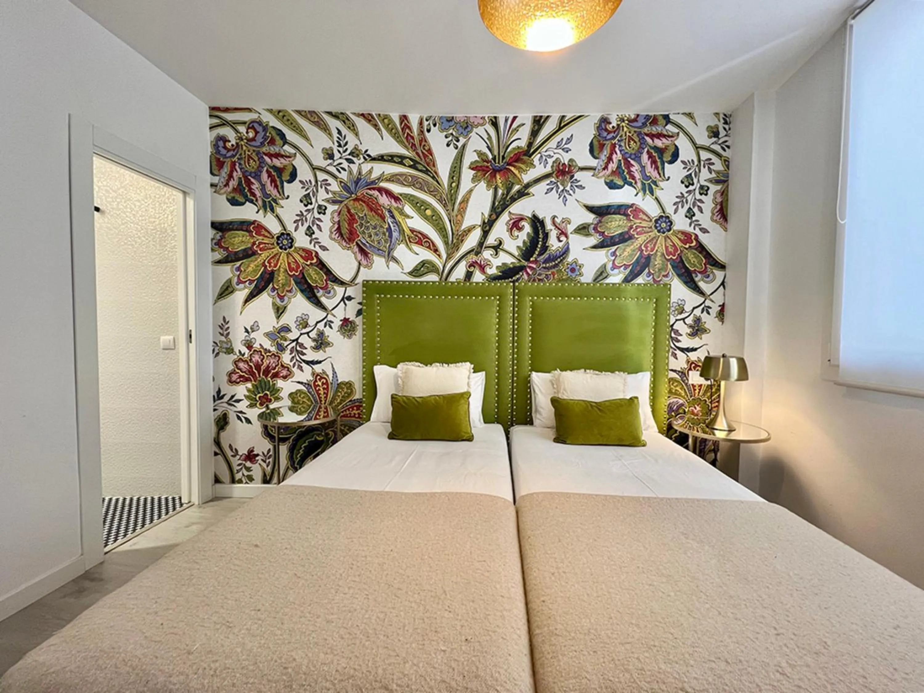 Bedroom, Bed in Apartamentos Realejo Campo del Príncipe 3000