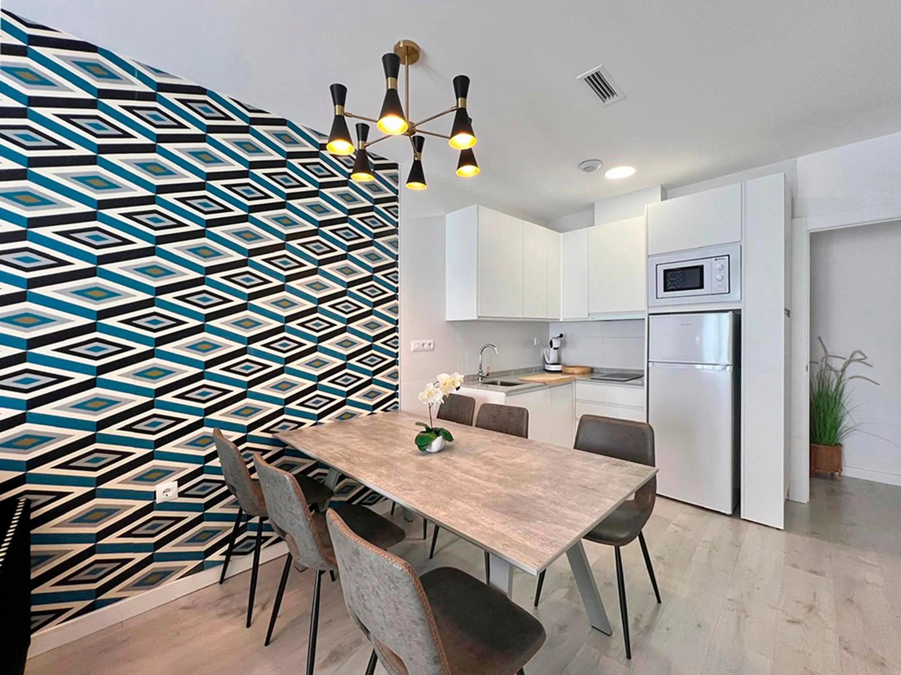 Kitchen or kitchenette in Apartamentos Realejo Campo del Príncipe 3000