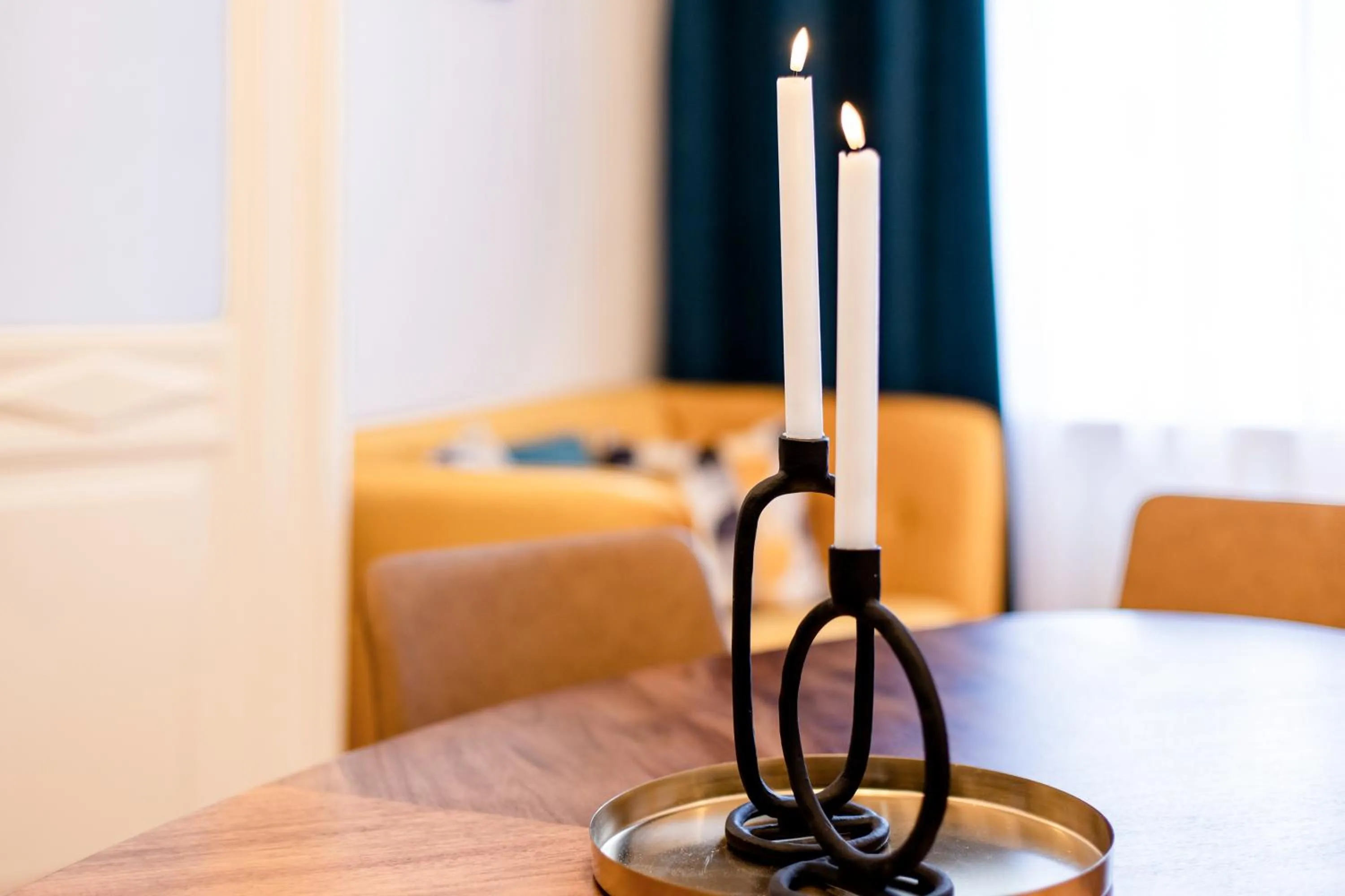 Living room in Maverick Apartments