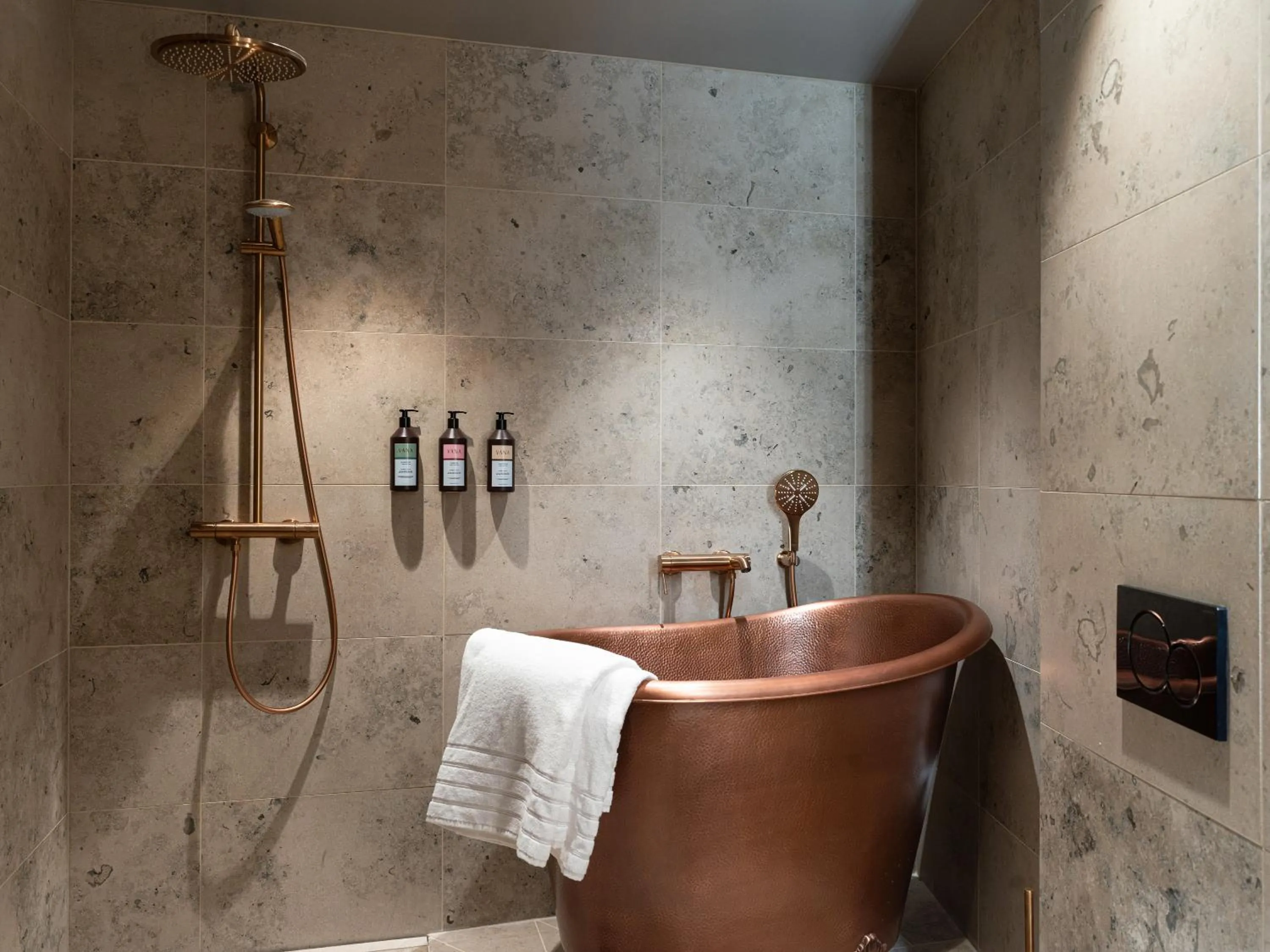 Bathroom in Elite Hotel Frost - Hotel & Spa