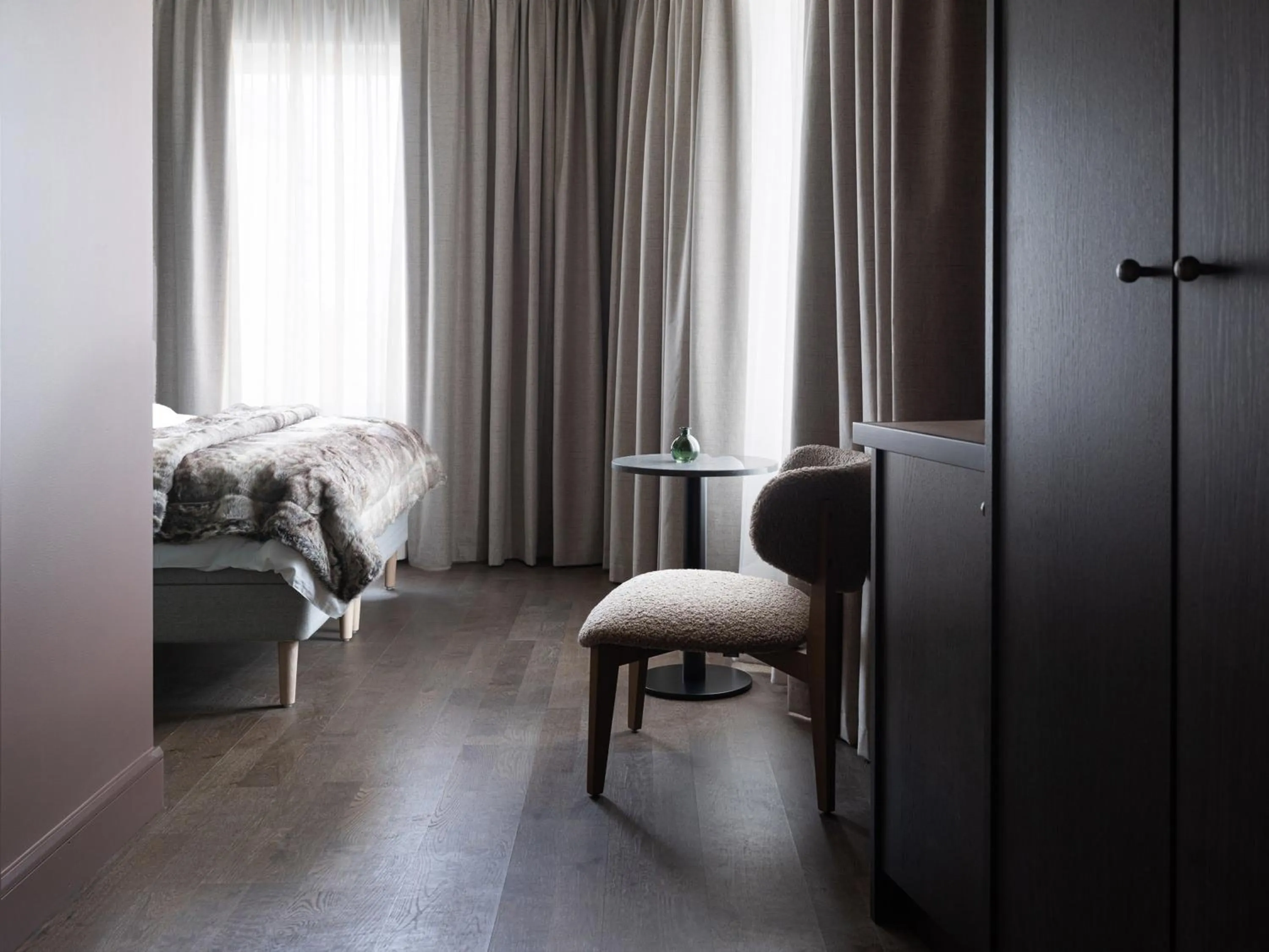 Bed in Elite Hotel Frost - Hotel & Spa