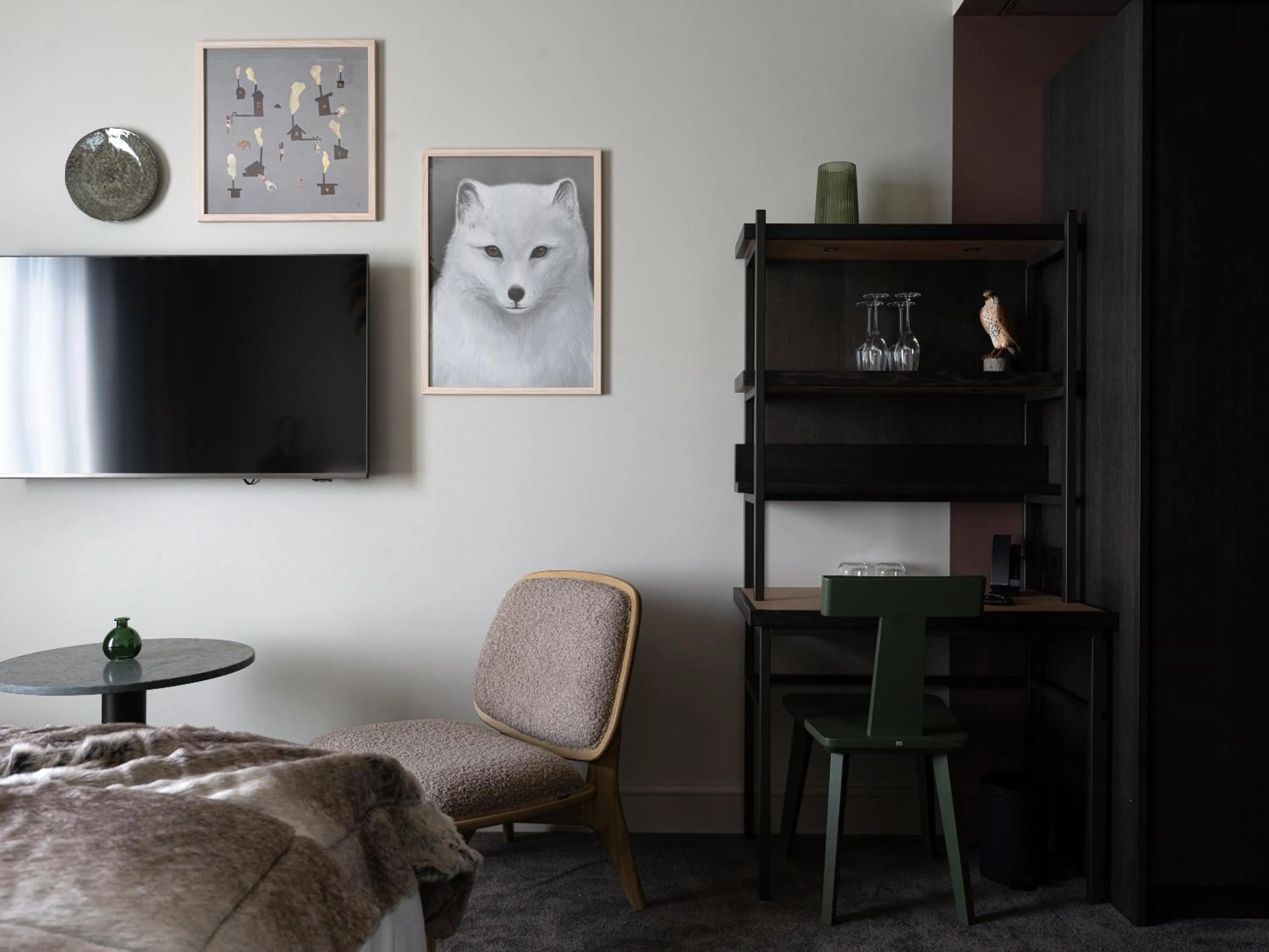 TV and multimedia in Elite Hotel Frost - Hotel & Spa