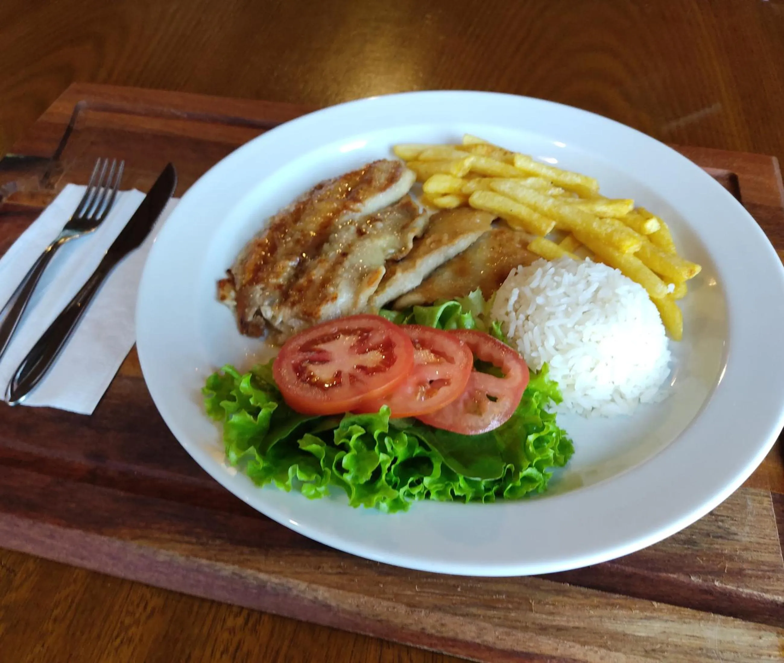 Restaurant/places to eat in Harbor Querência Hotel