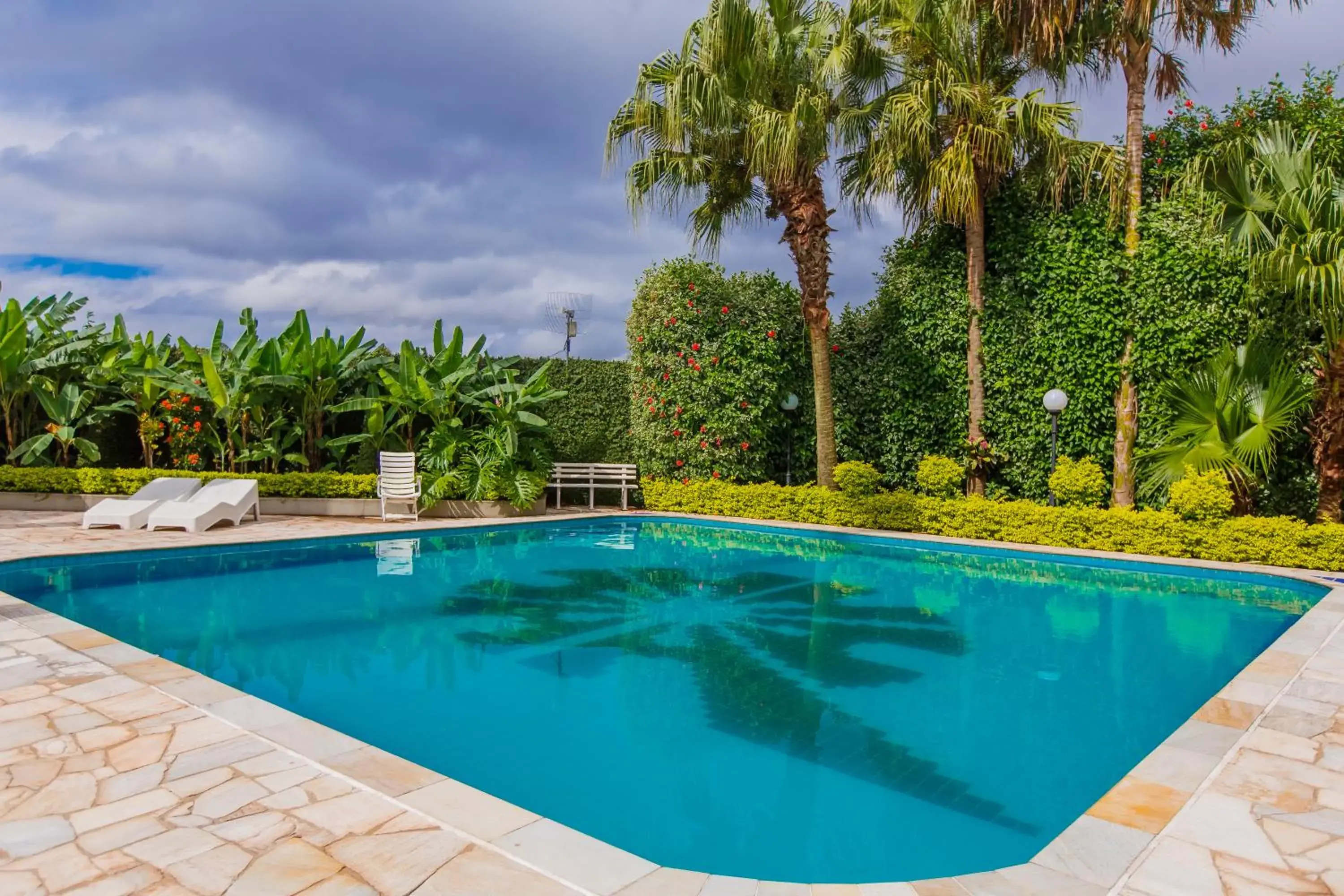 Swimming pool in Harbor Querência Hotel Swimming pool in Harbor Querência Hotel
