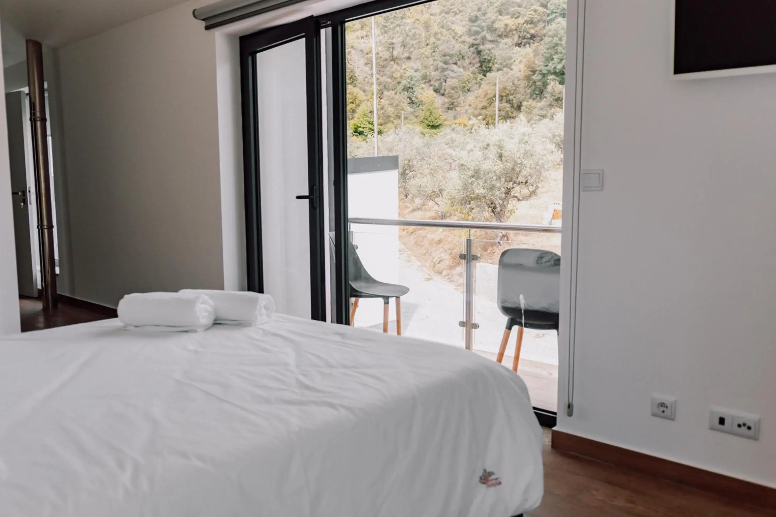 View (from property/room), Bed in Quinta dos Sinçais View (from property/room), Bed in Quinta dos Sinçais