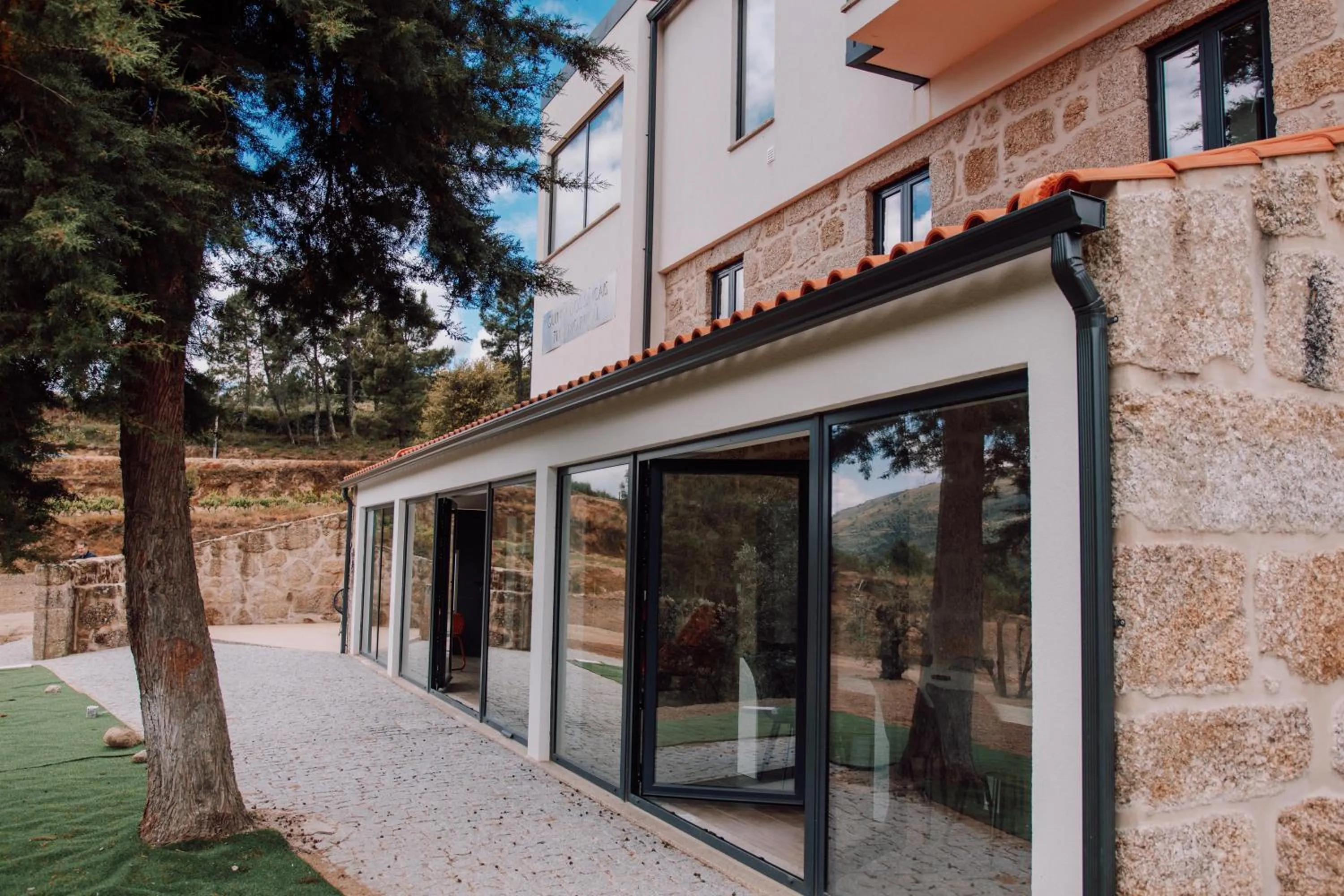 Property building in Quinta dos Sinçais