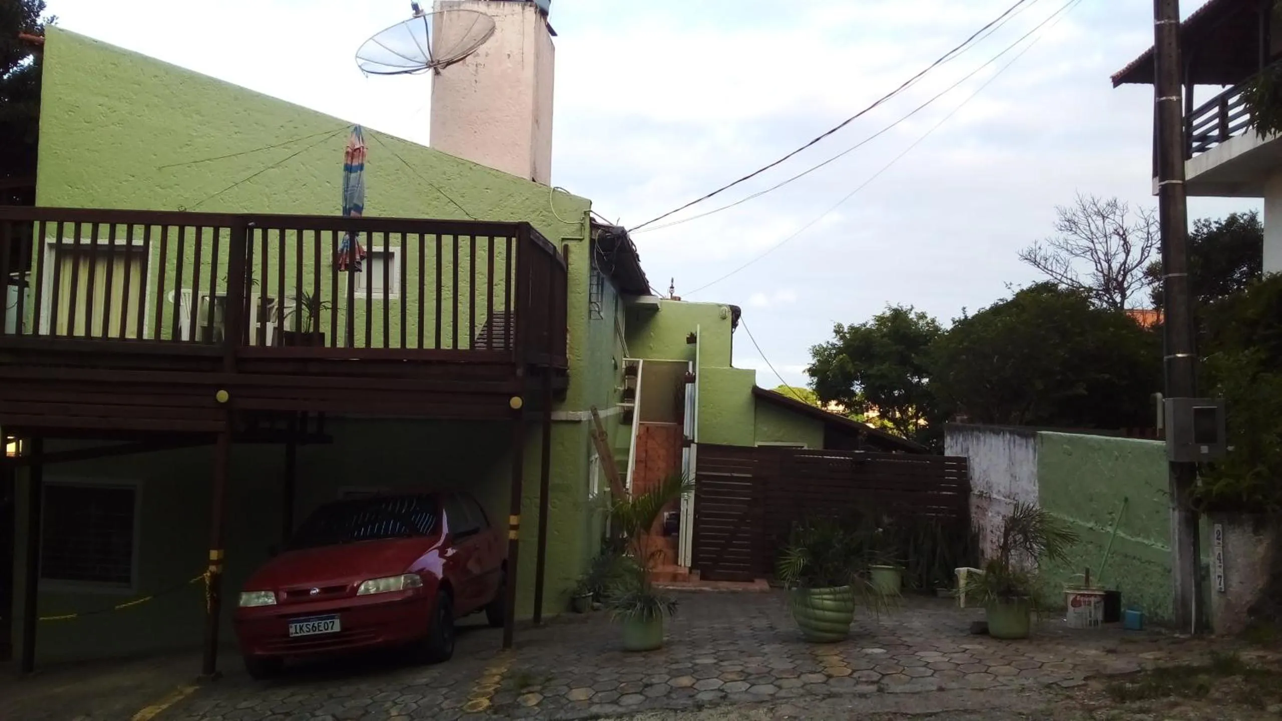 Residencial verde oliva