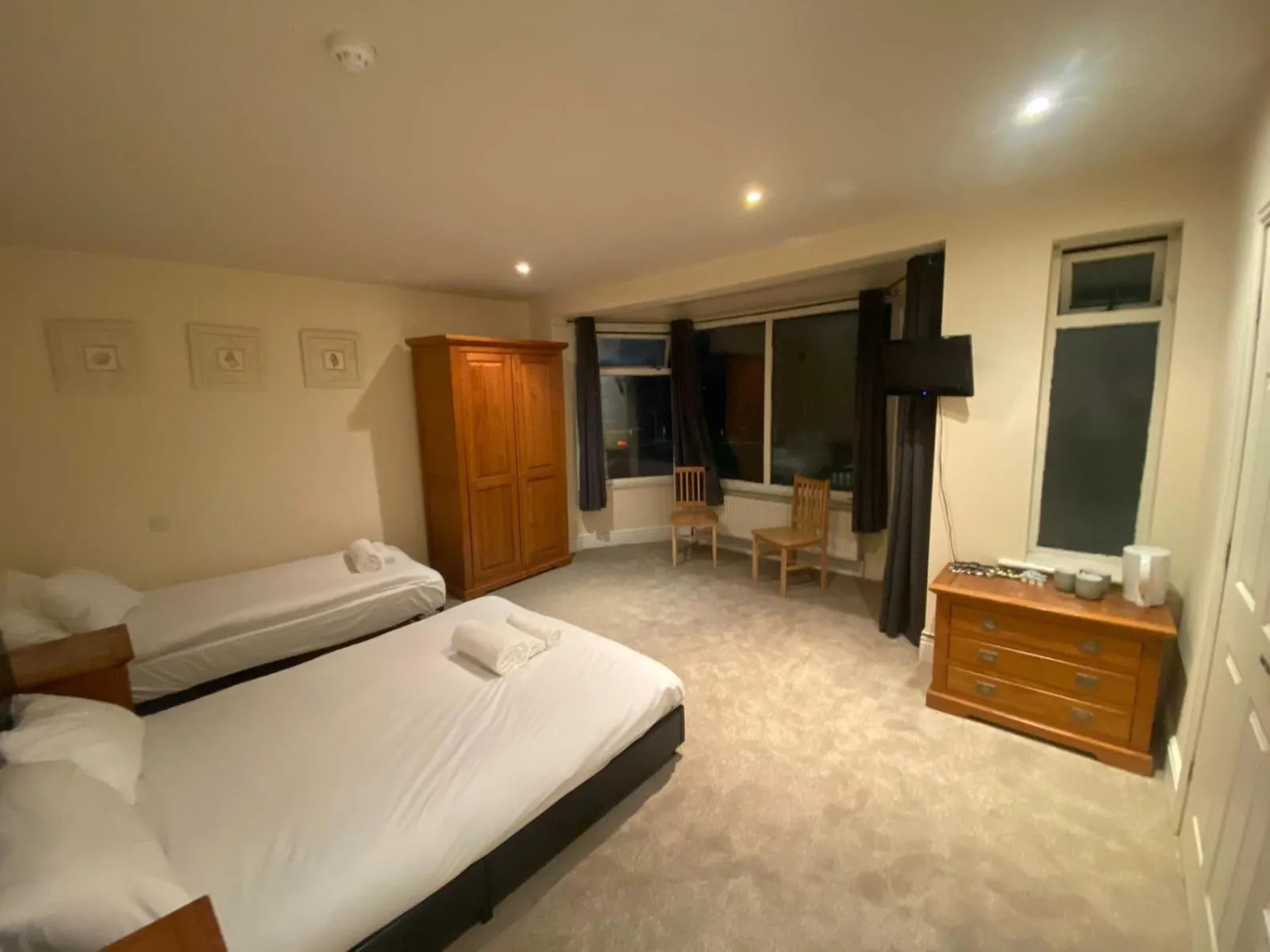 Bedroom, Bed in Sea Side Hotel