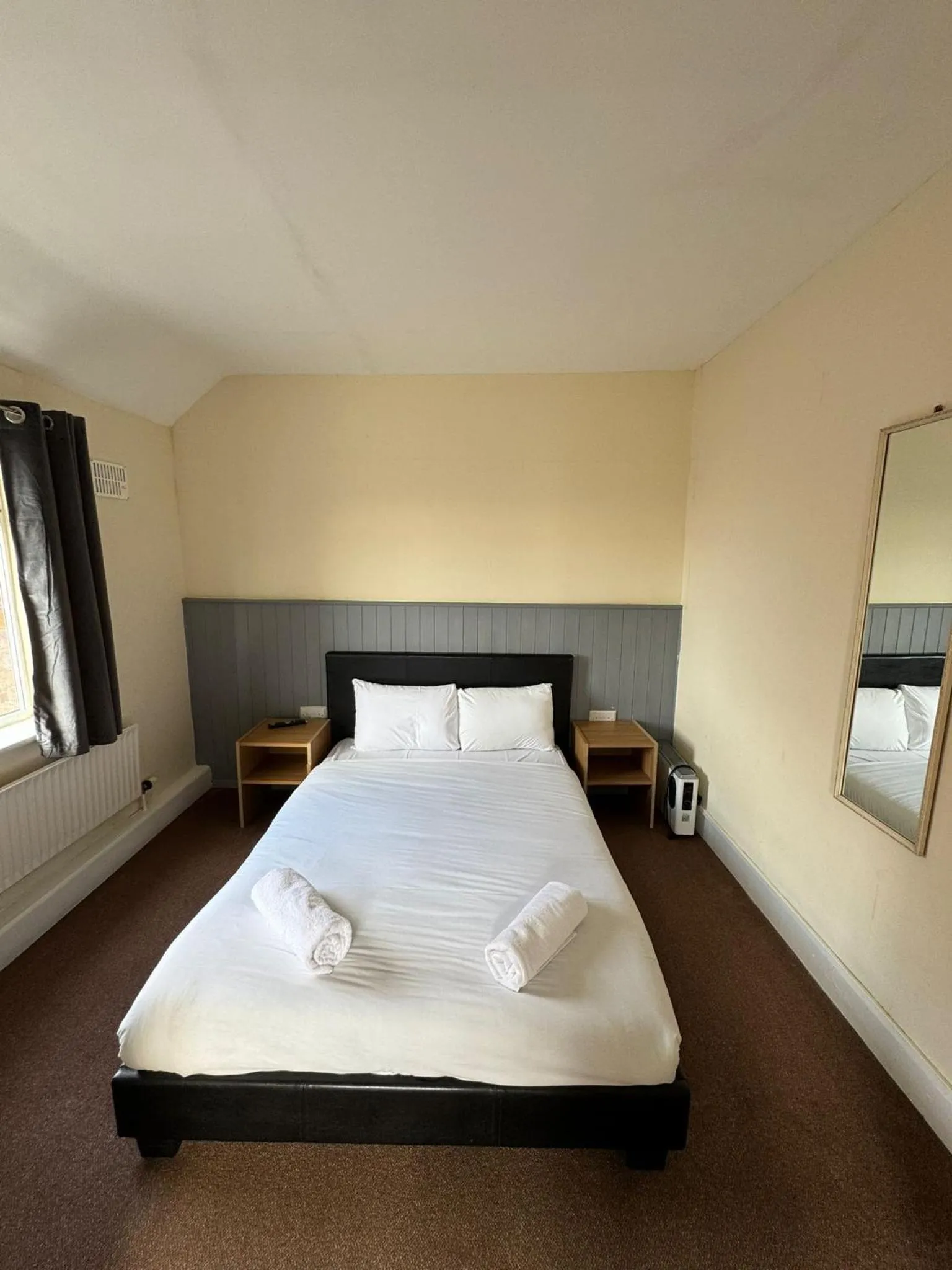 Bedroom, Bed in Sea Side Hotel