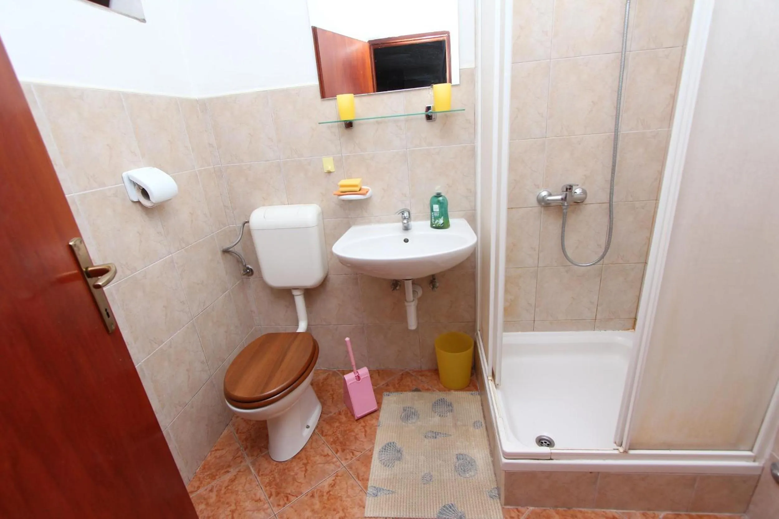 Bathroom in Apartments Lora