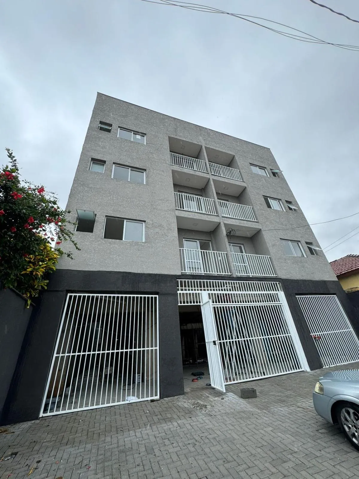 Property building in Flat Braganca