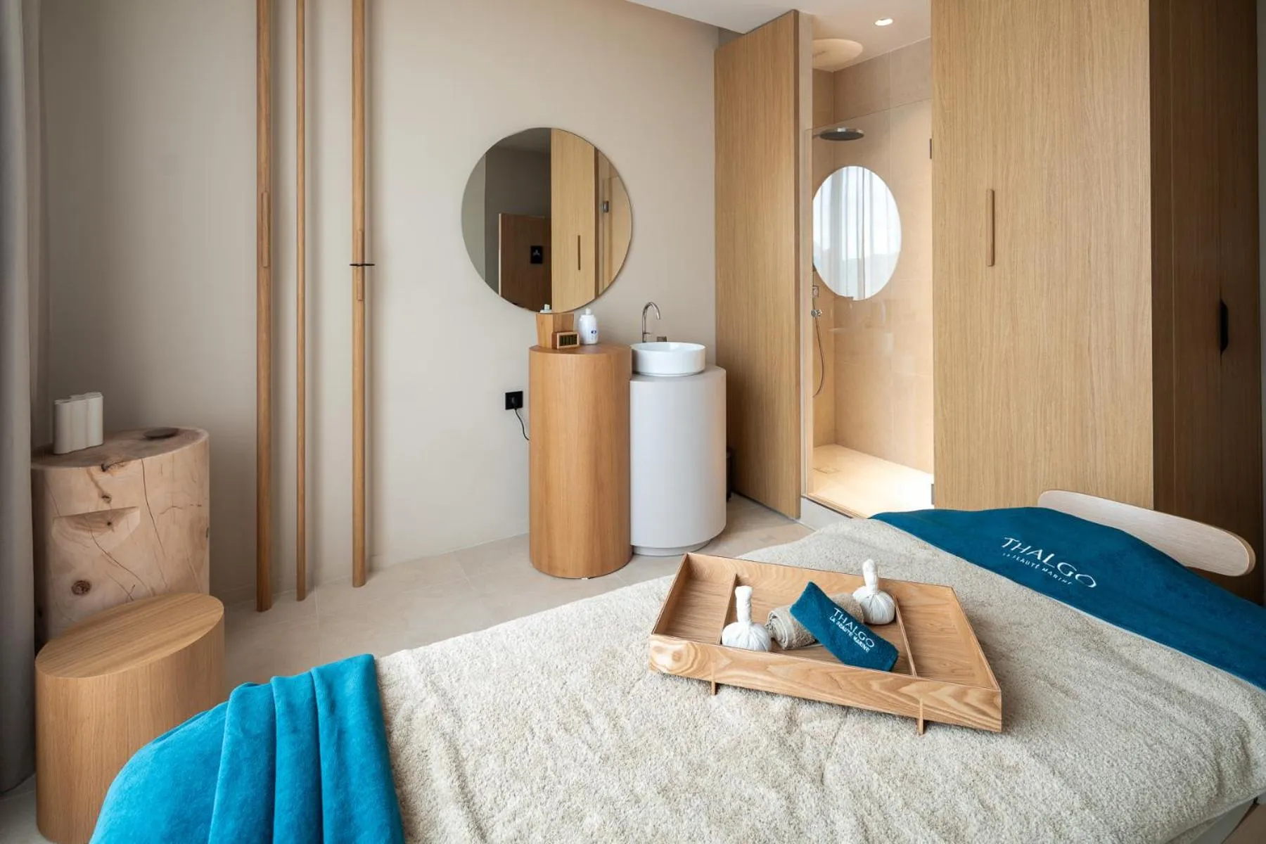 Spa and wellness centre/facilities, Bed in Hôtel Horizon Resort Massane & Spa