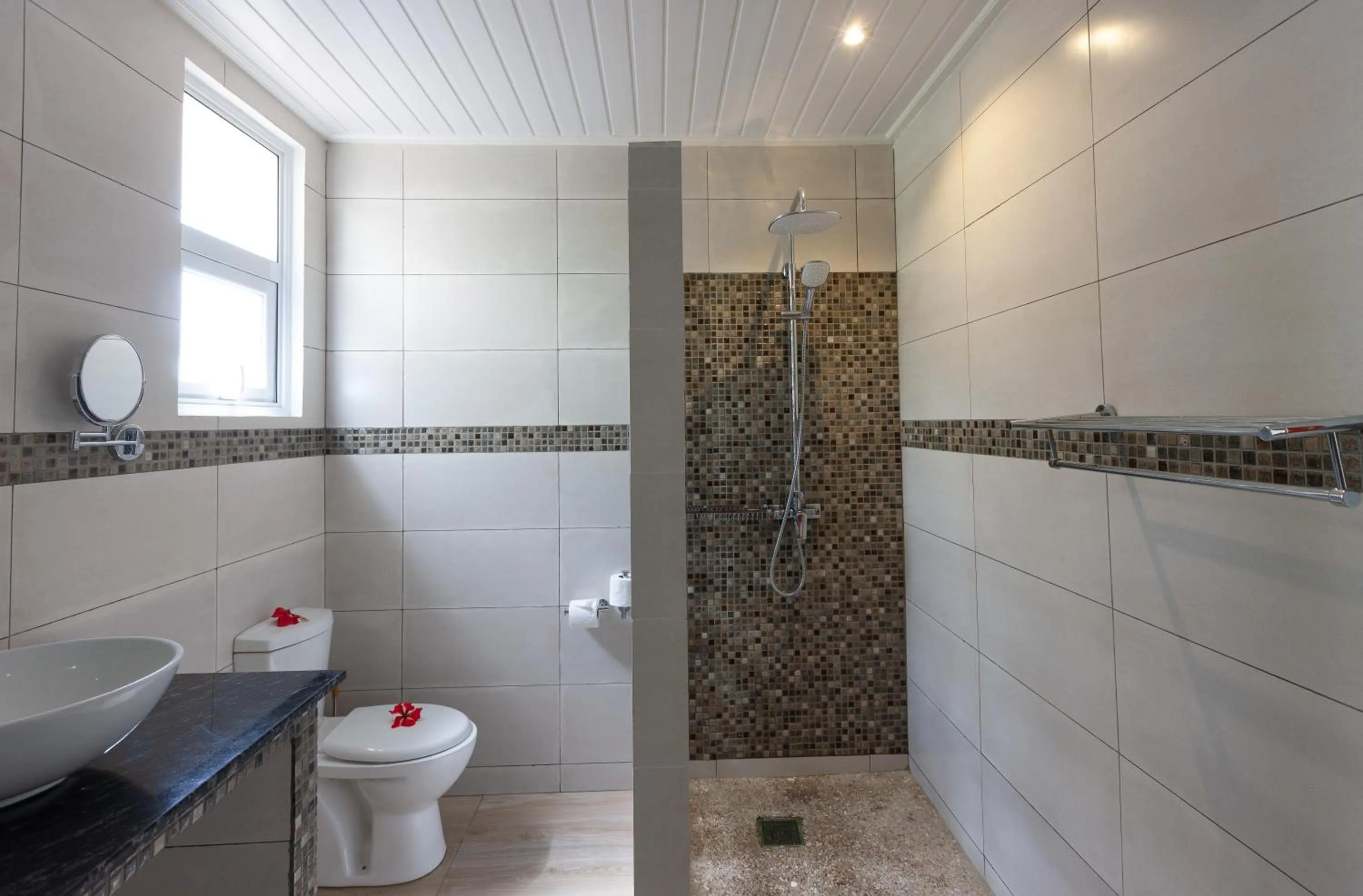 Shower in Chez Marston