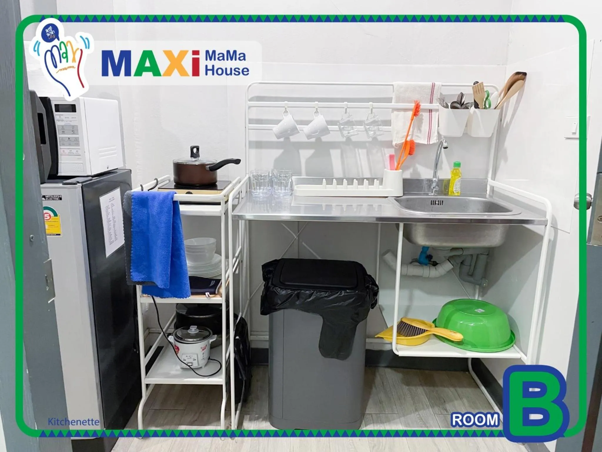 Kitchen or kitchenette in MAXi MaMa House