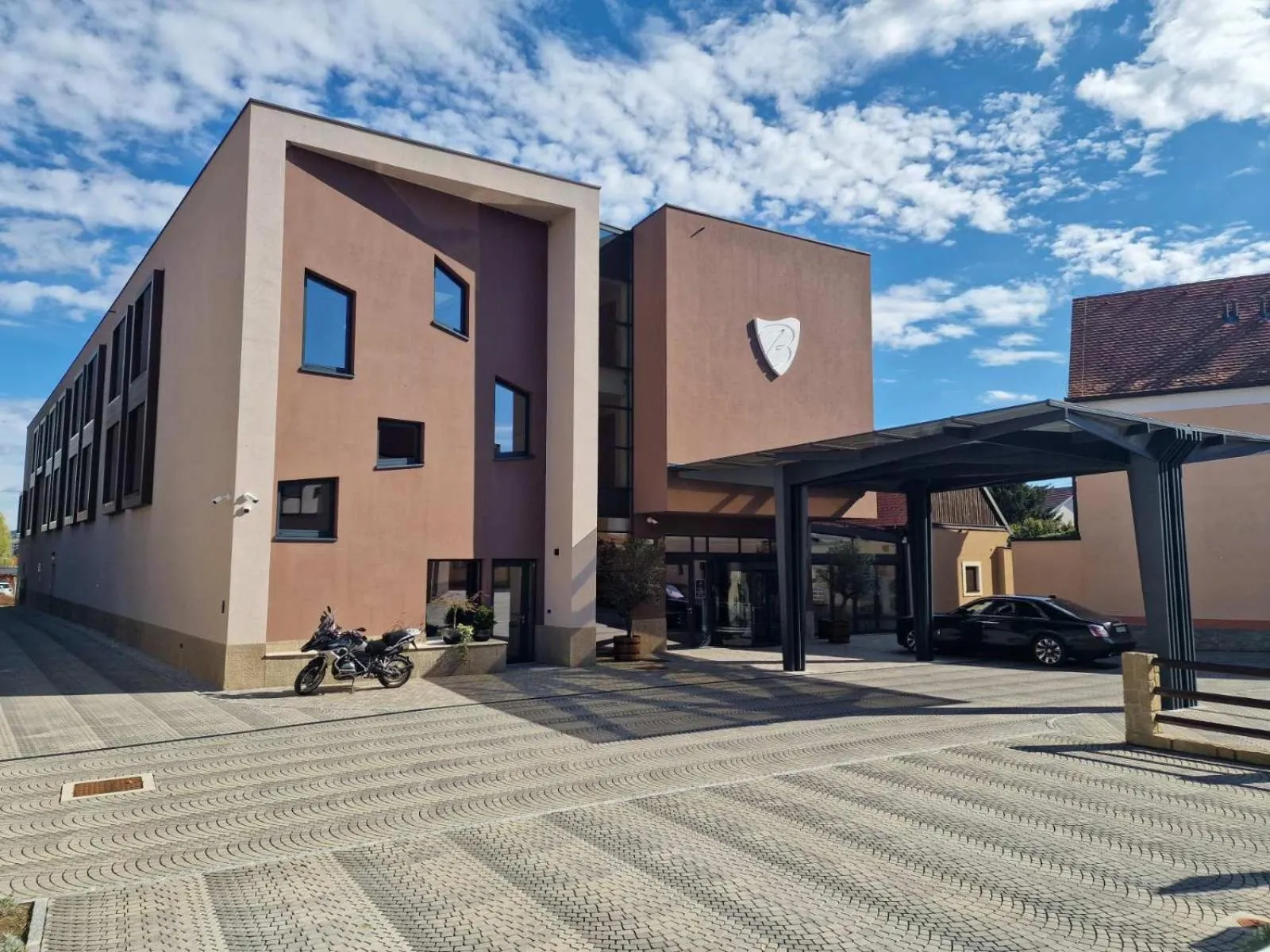 Property building in Hotel Bernarda