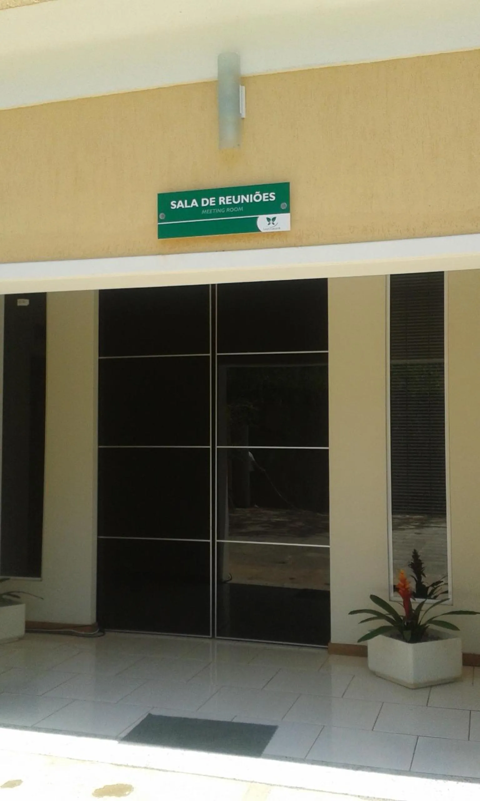 Business facilities in Pousada Matitaterê