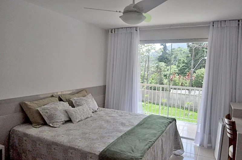 Photo of the whole room, Bed in Pousada Matitaterê