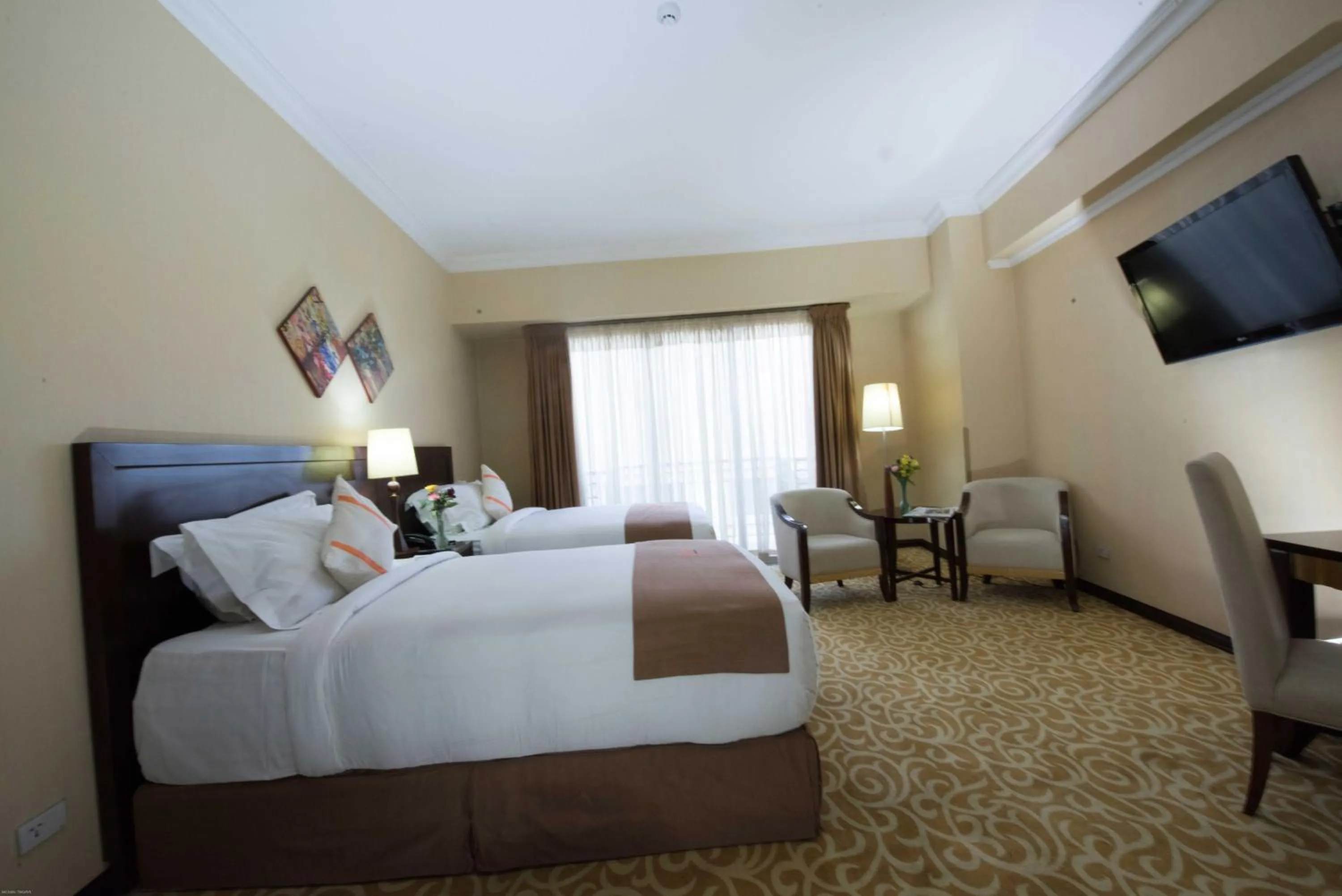 Twin Room in Capital Hotel and Spa