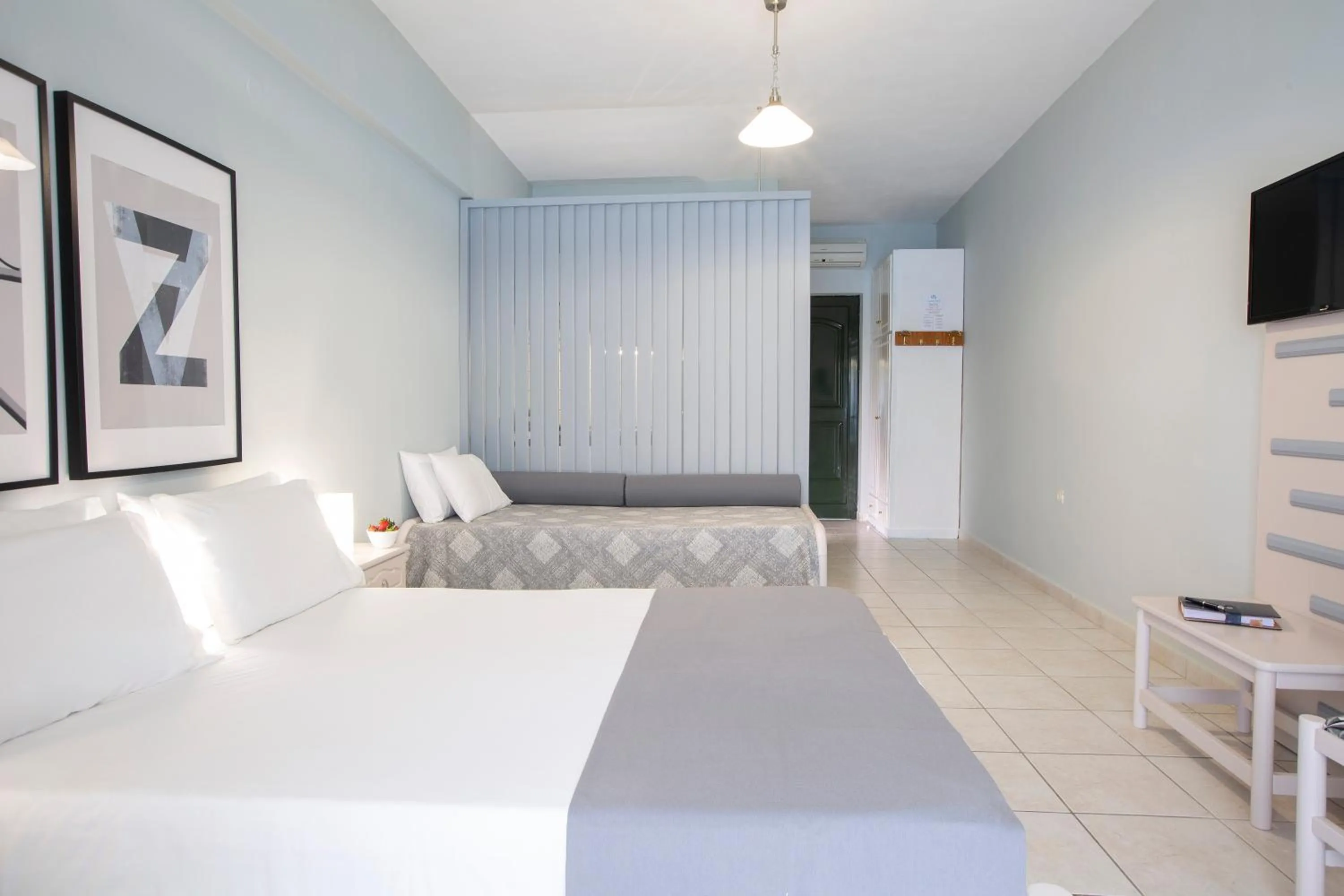 Bed in Captain Nick Aparthotel