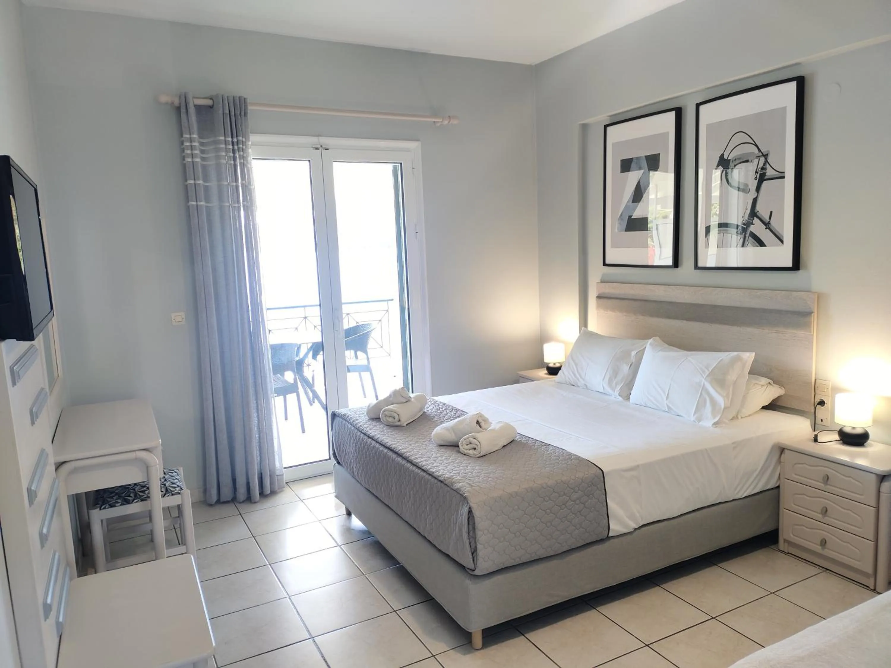 Bed in Captain Nick Aparthotel