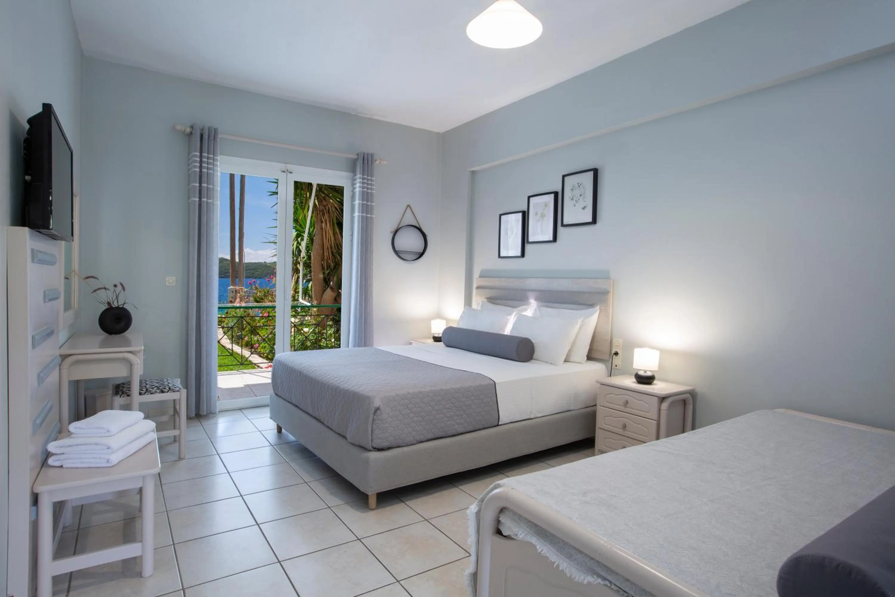 Bed in Captain Nick Aparthotel