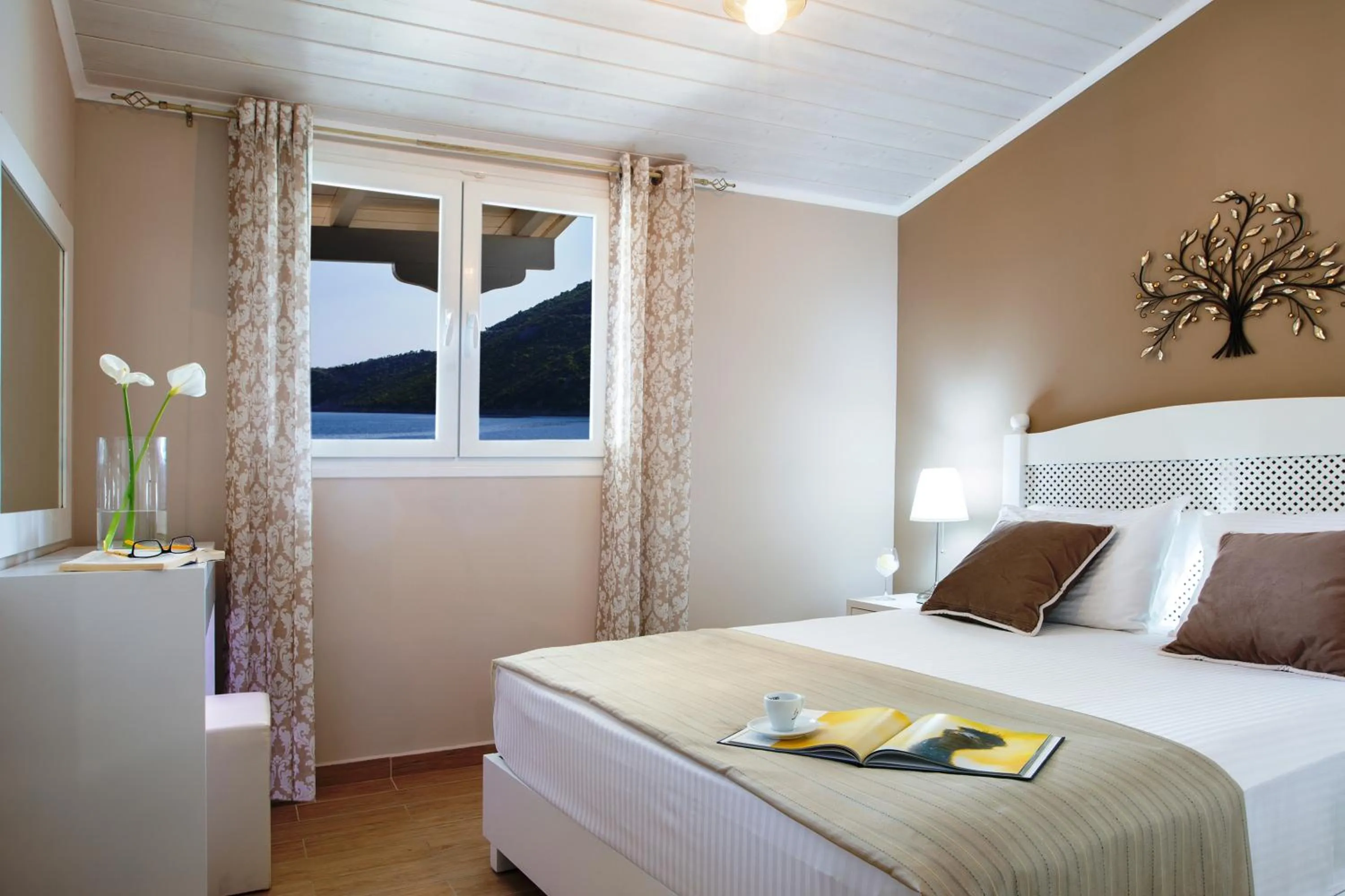 Bed in Captain Nick Aparthotel