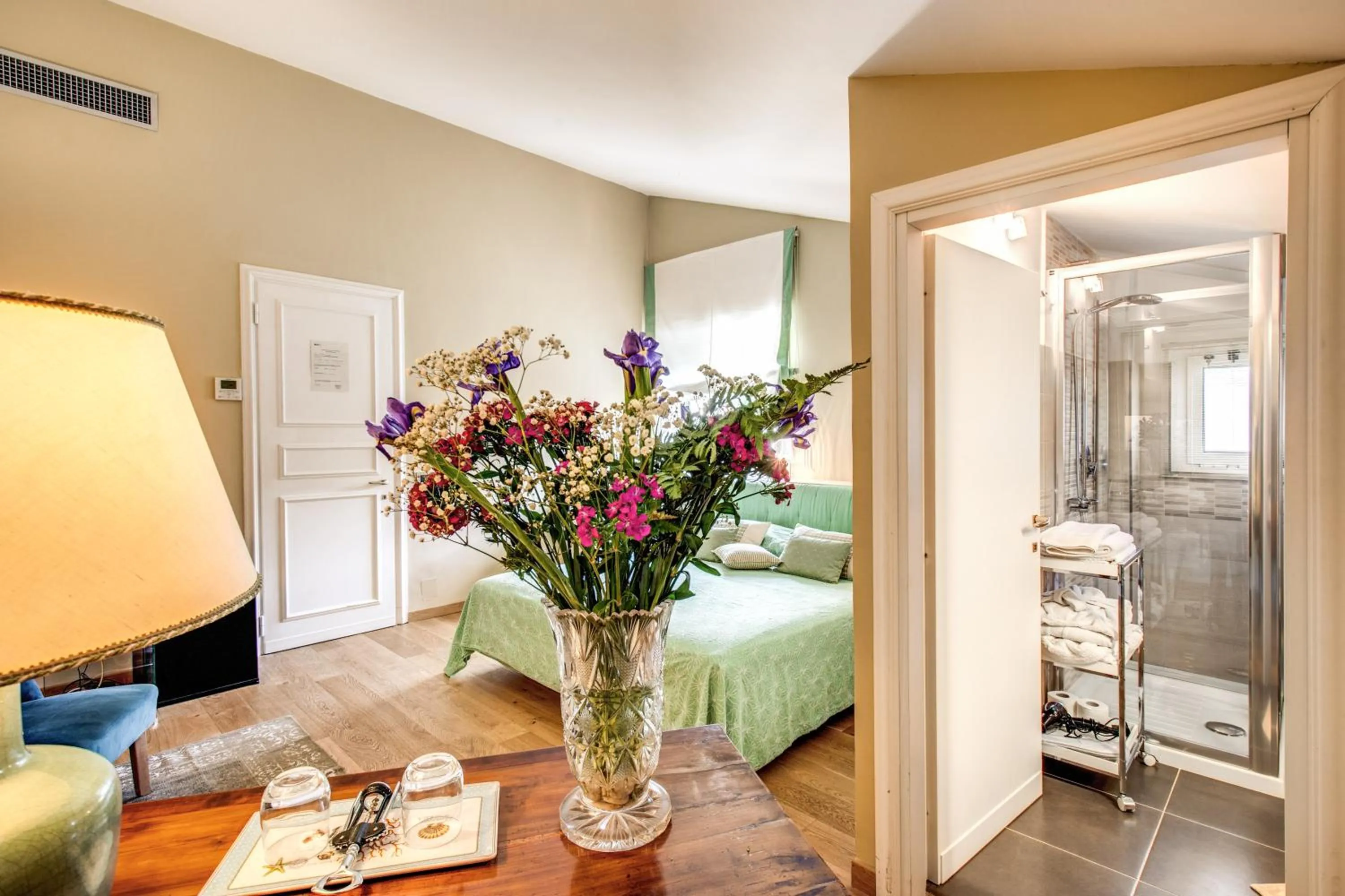 Photo of the whole room, Bed in La Gaura Guest House