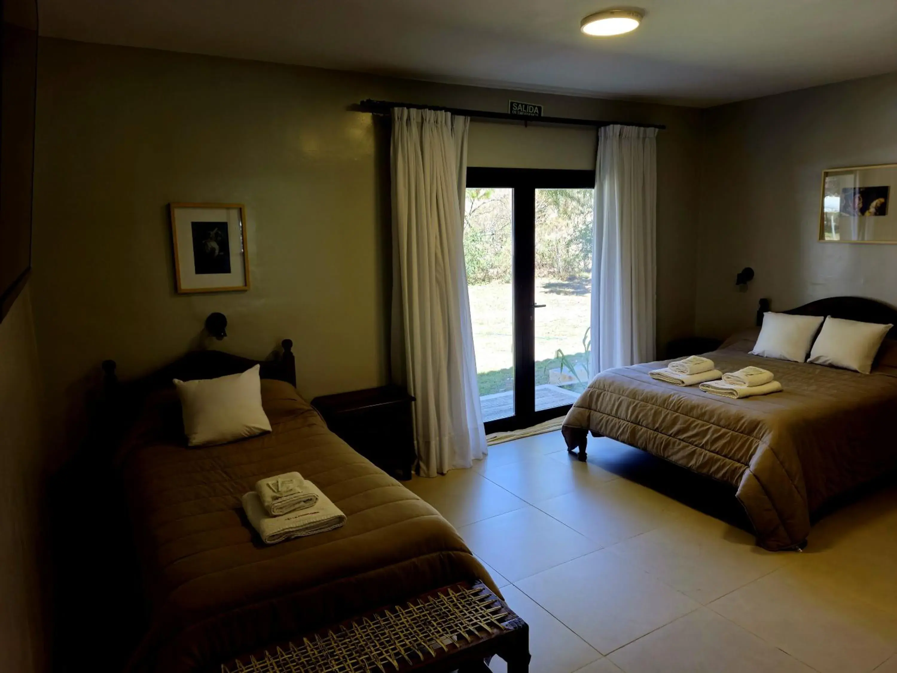 Standard Triple Room in Hostería La Angostura Standard Triple Room in Hostería La Angostura