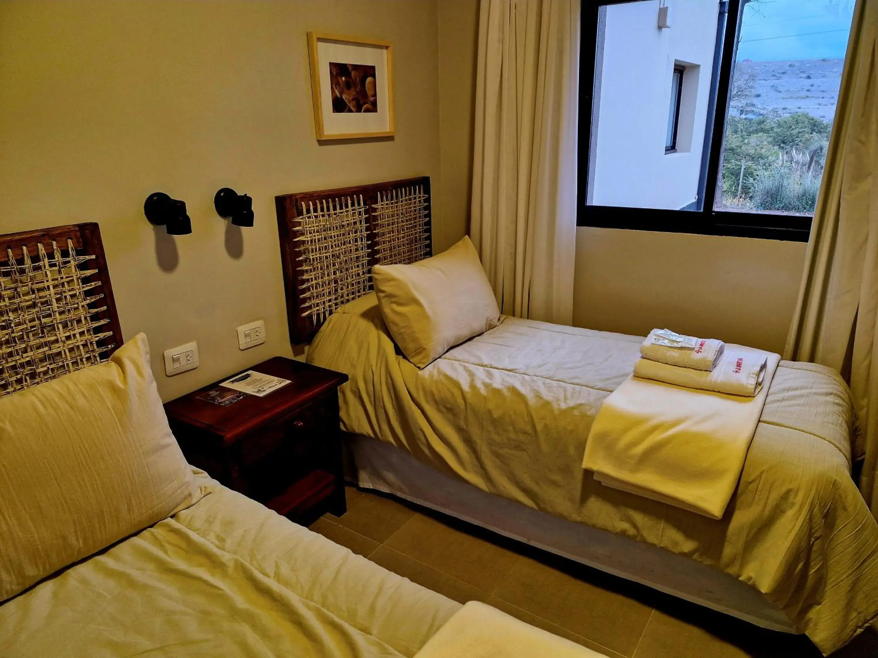 Standard Twin Room in Hostería La Angostura Standard Twin Room in Hostería La Angostura