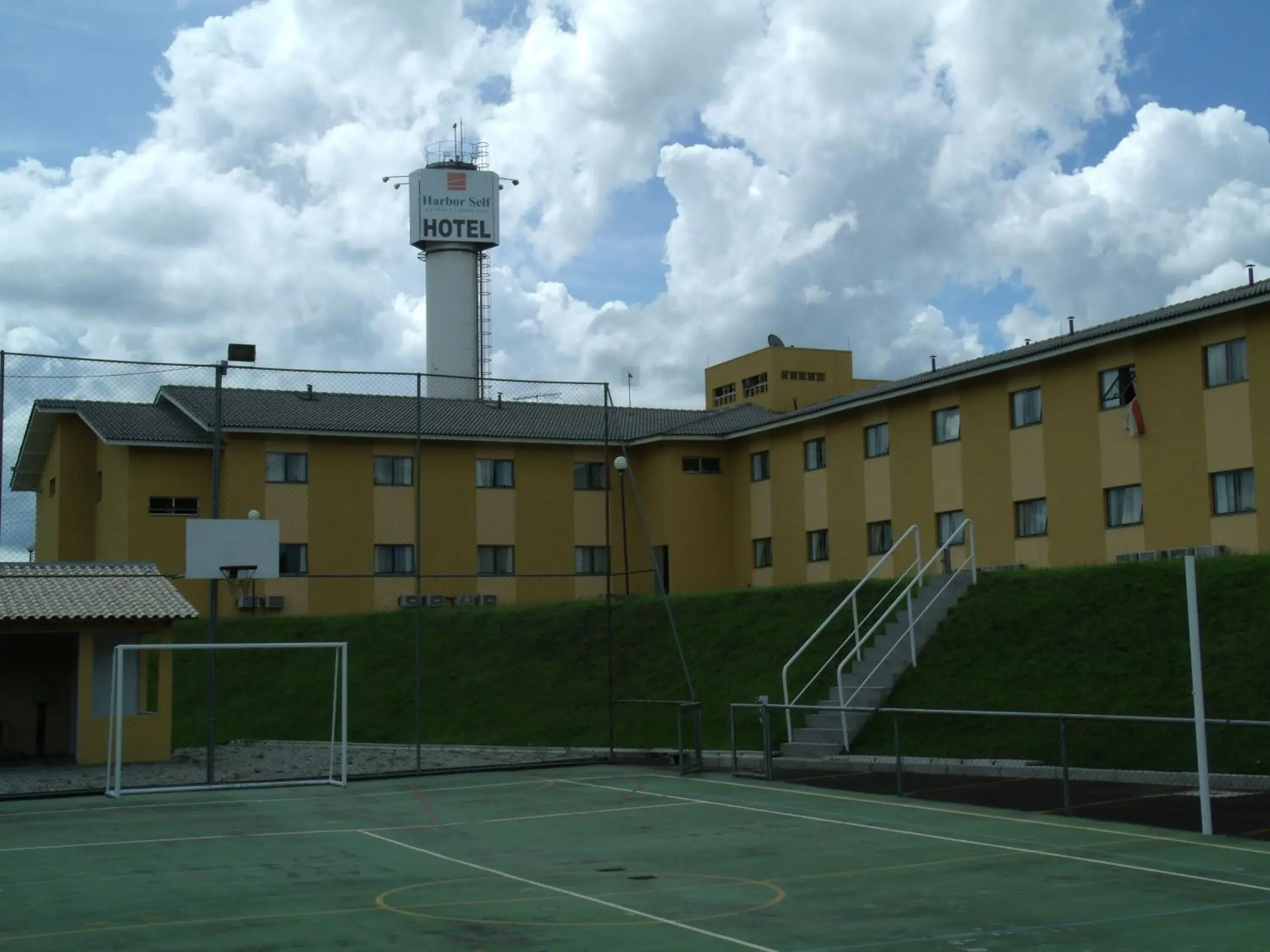 Property building in Harbor Self Graciosa Hotel Property building in Harbor Self Graciosa Hotel