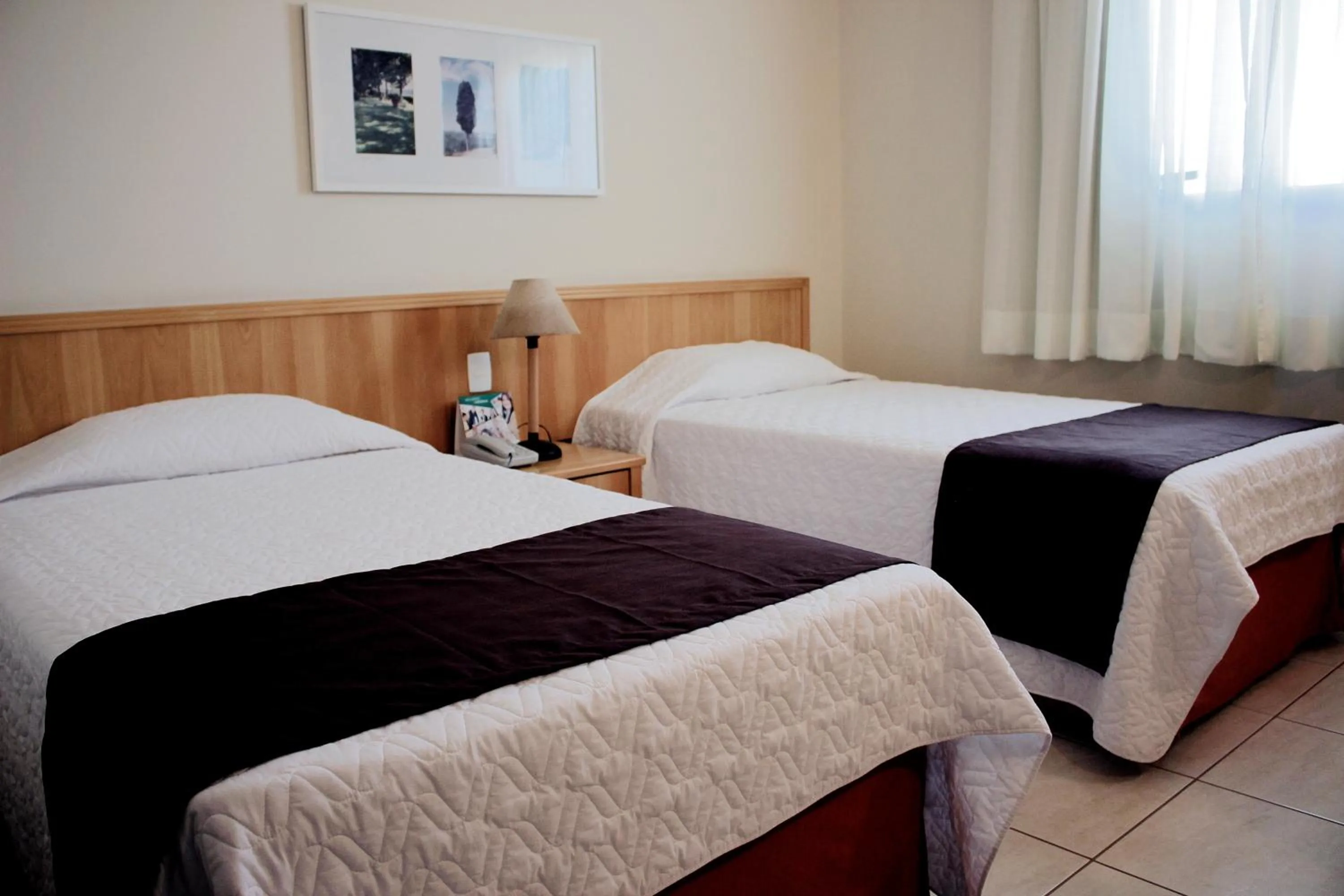 Bed in Harbor Self Graciosa Hotel