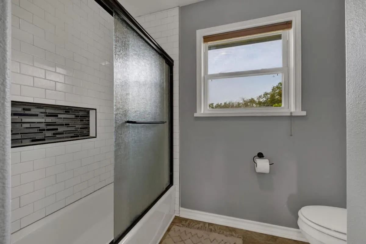 Bathroom in Starlight Meadows 3 mi to Downtown w/hot tub