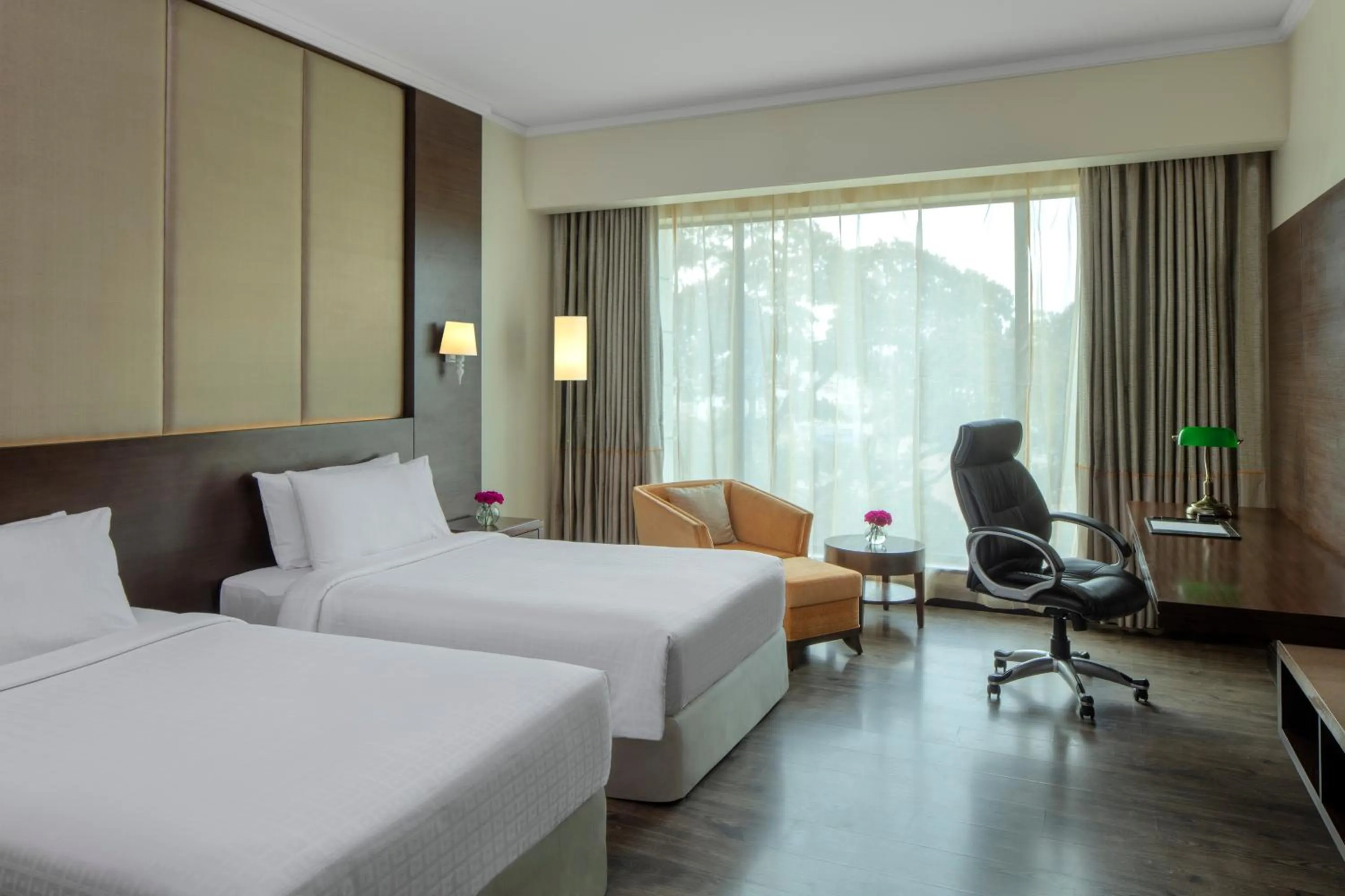 Photo of the whole room, Bed in Radisson Blu Plaza Hotel Mysore