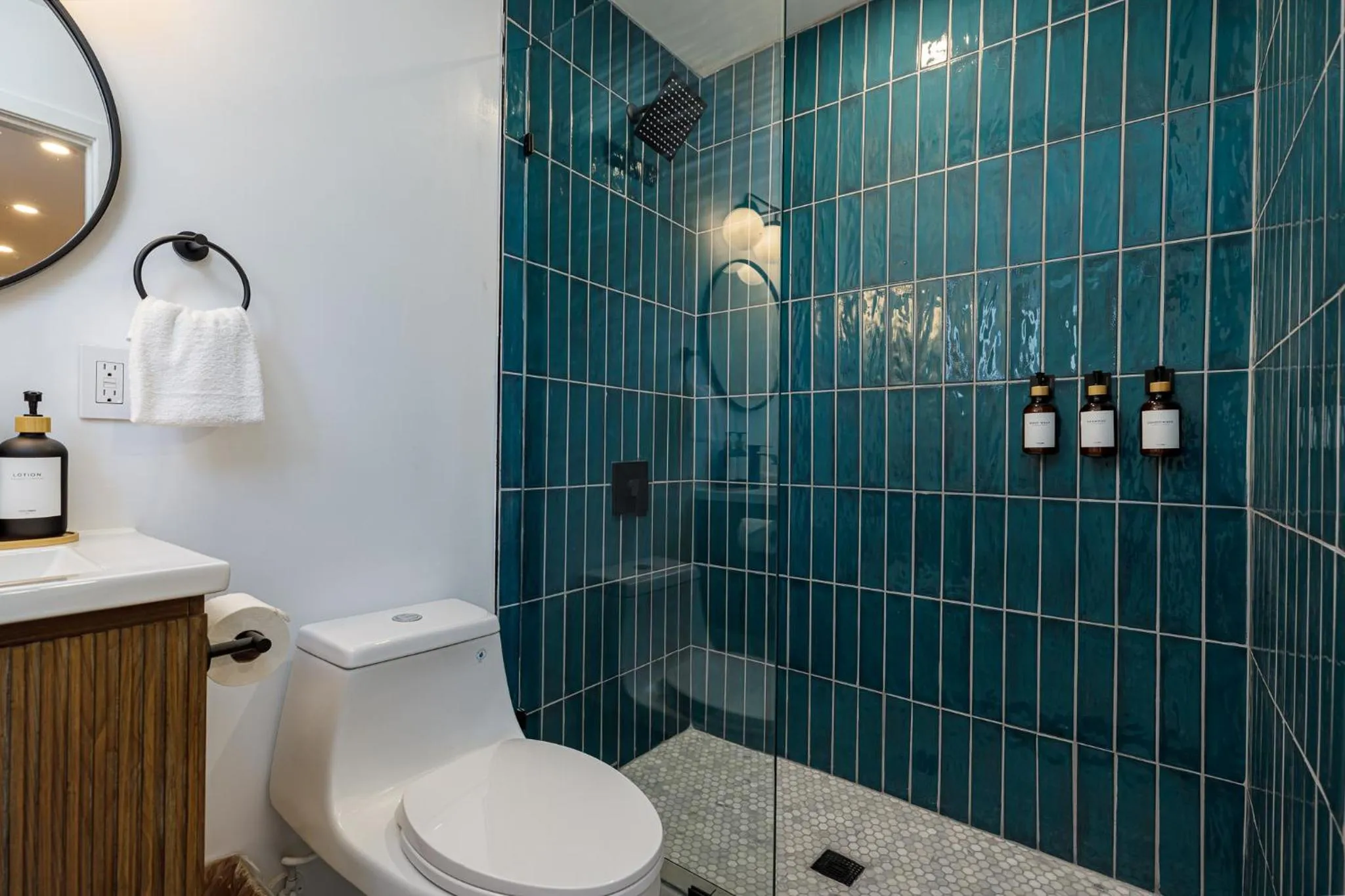 Shower in Quail Park Lodge