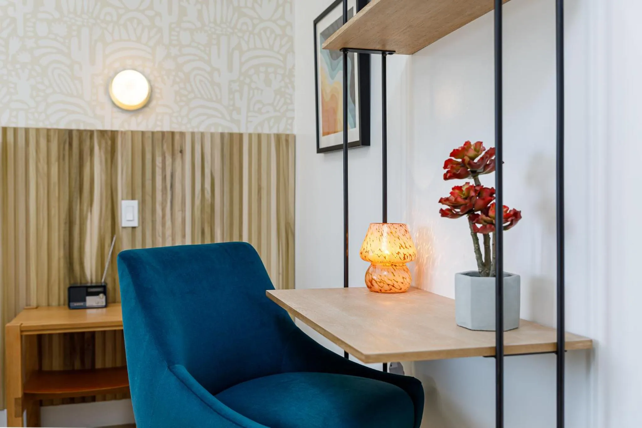 Seating area in Quail Park Lodge